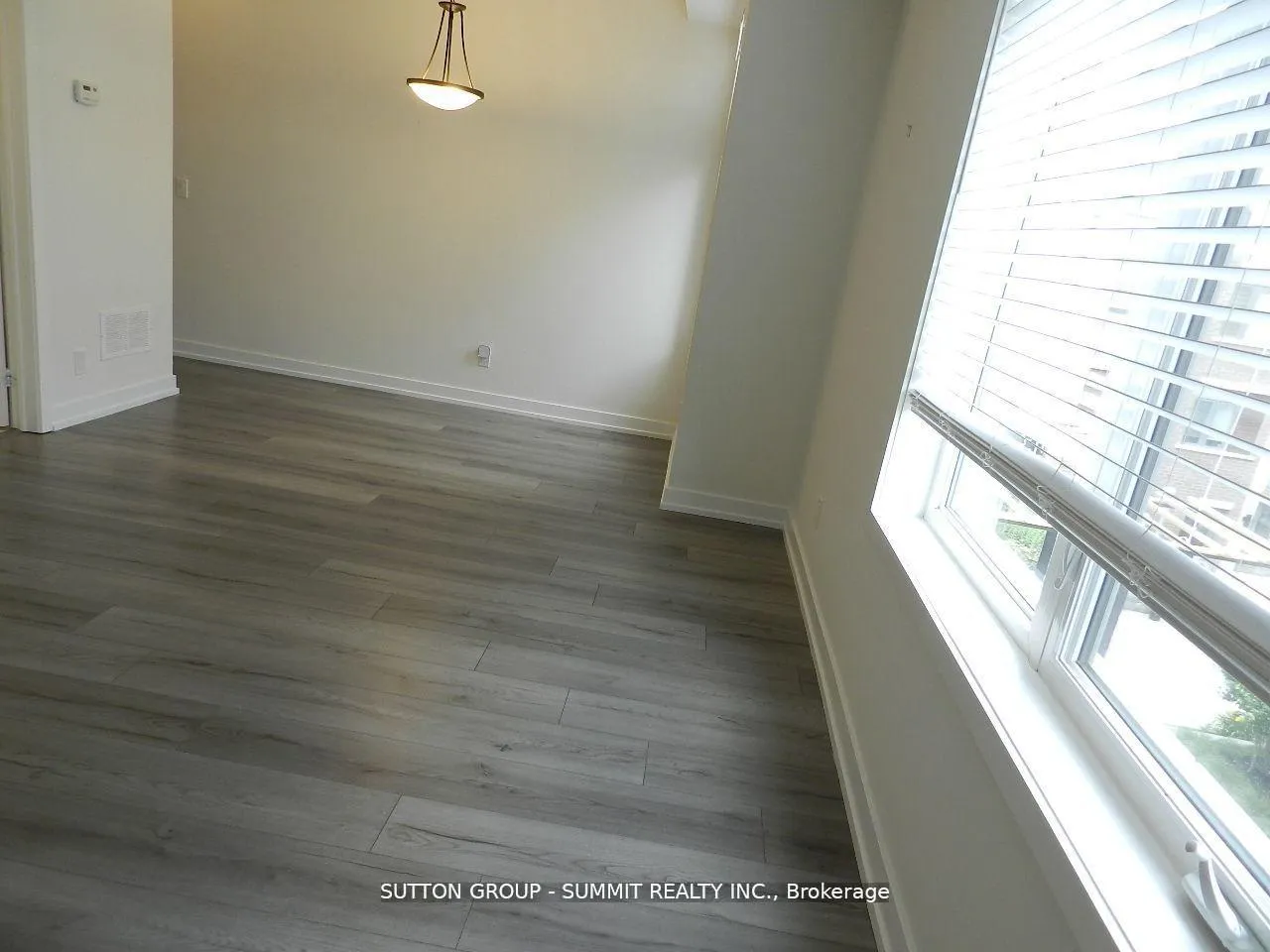 Photo 10 of Unit 344, 3066 Sixth Line, Oakville, Glenorchy — HOMEH