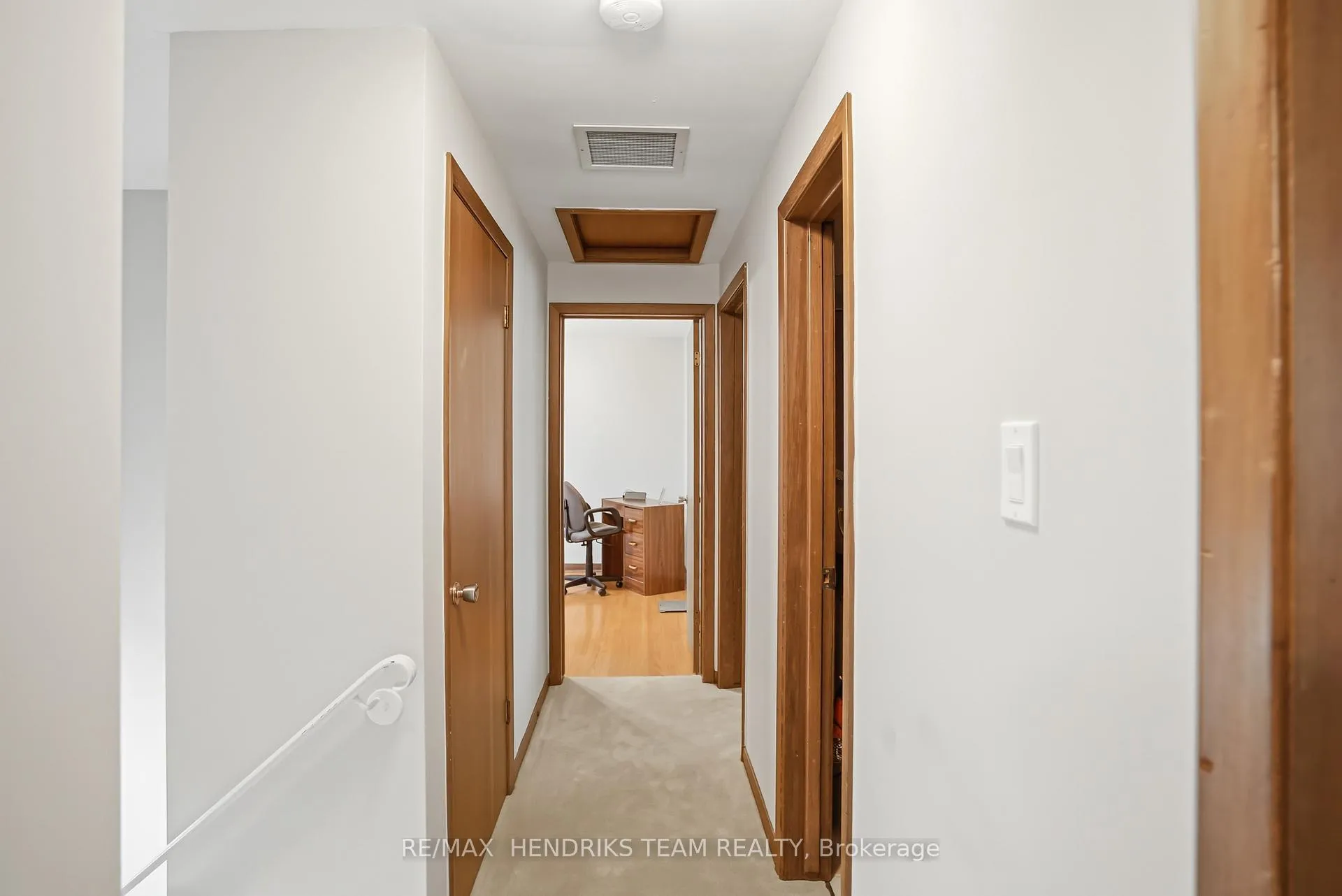 Photo 19 of 17 Jasmin Crescent, St. Catharines, Glendale/Glenridge — HOMEH