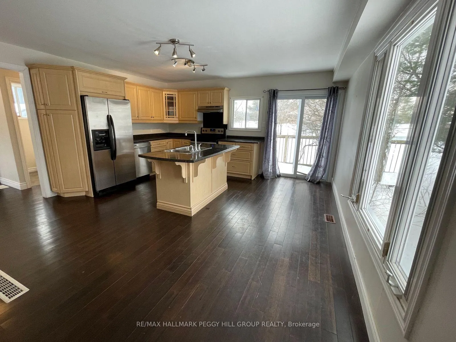 Photo 7 of 126 Robert Street E, Penetanguishene — HOMEH