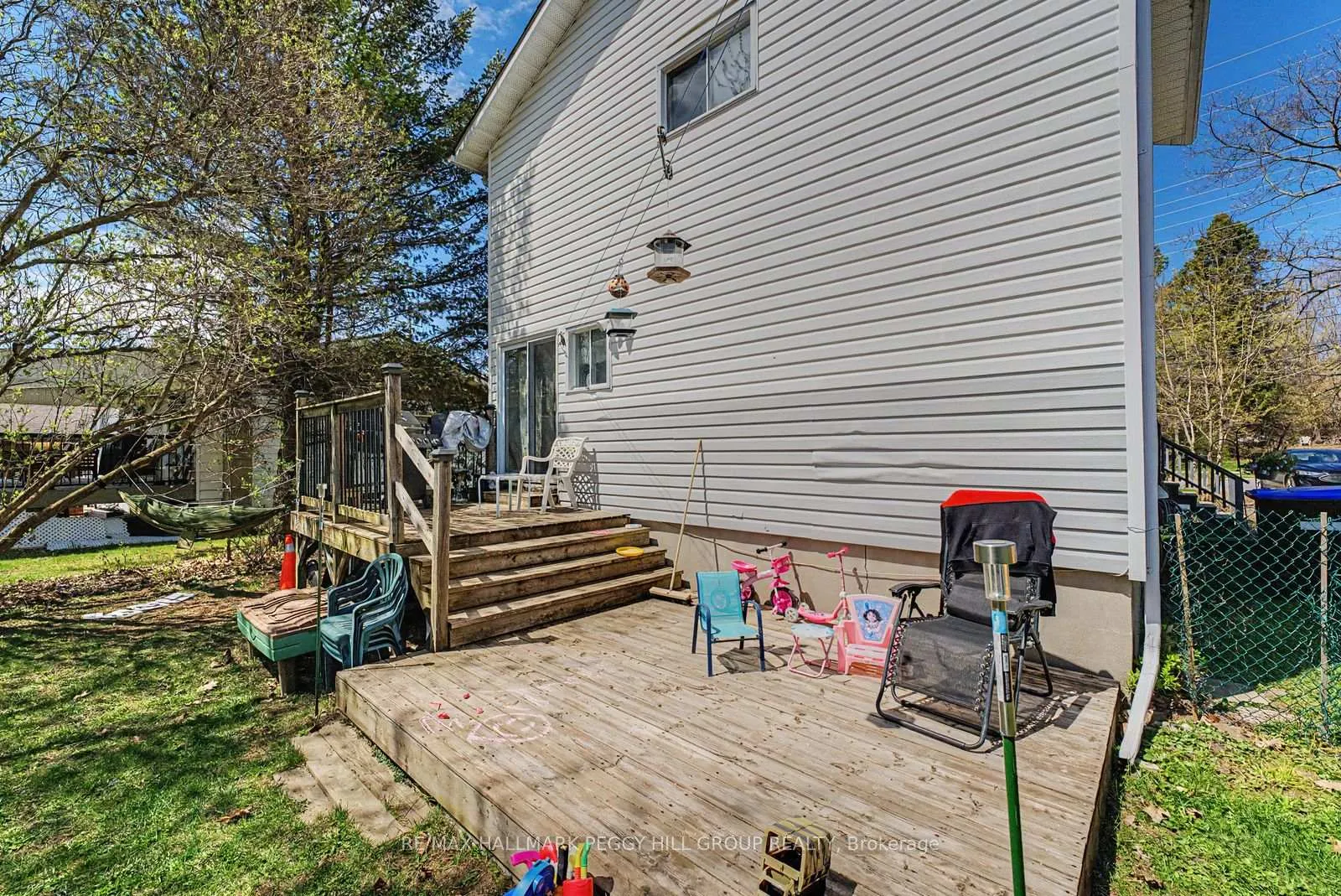 Photo 12 of 126 Robert Street E, Penetanguishene — HOMEH