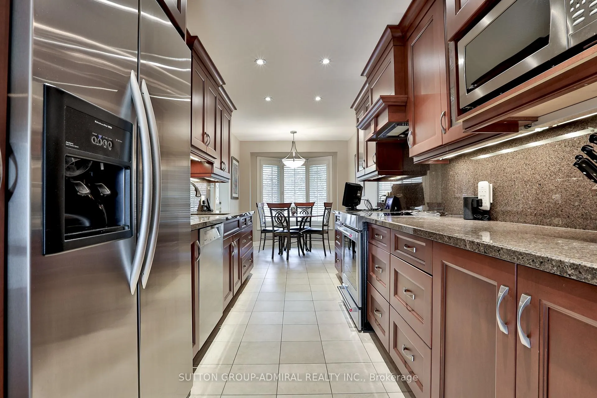 Photo 3 of 135 Heatherton Way, Vaughan, Crestwood-Springfarm-Yorkhill — HOMEH