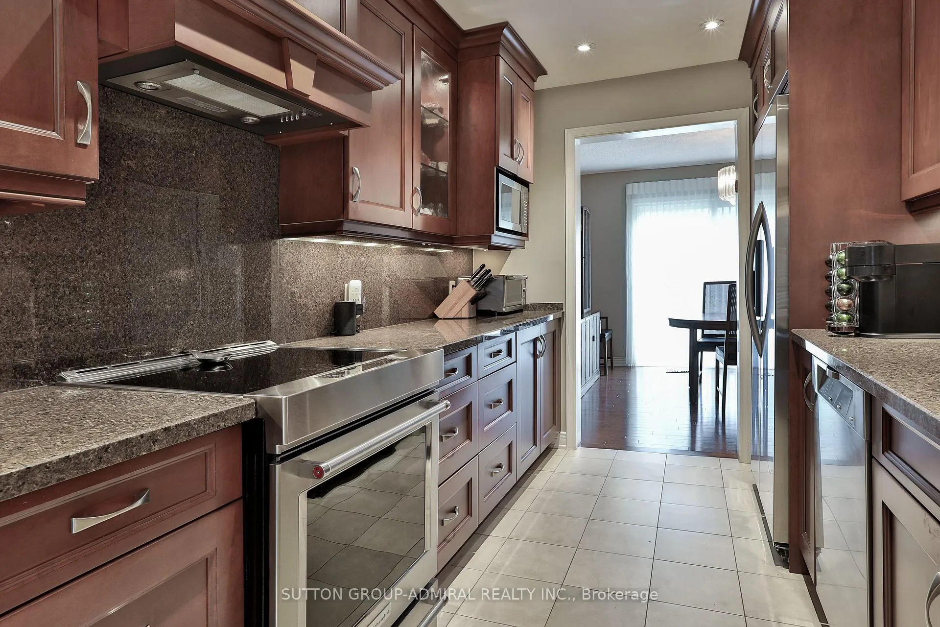 Photo 6 of 135 Heatherton Way, Vaughan, Crestwood-Springfarm-Yorkhill — HOMEH