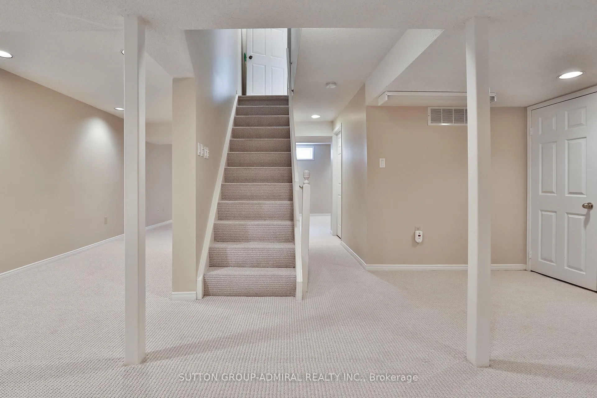 Photo 38 of 135 Heatherton Way, Vaughan, Crestwood-Springfarm-Yorkhill — HOMEH