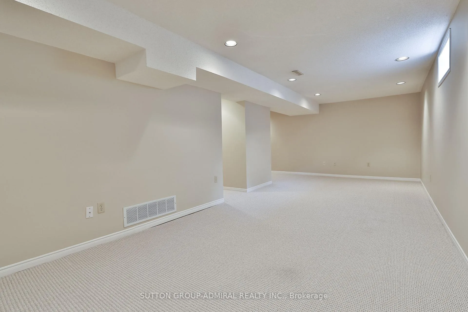 Photo 41 of 135 Heatherton Way, Vaughan, Crestwood-Springfarm-Yorkhill — HOMEH