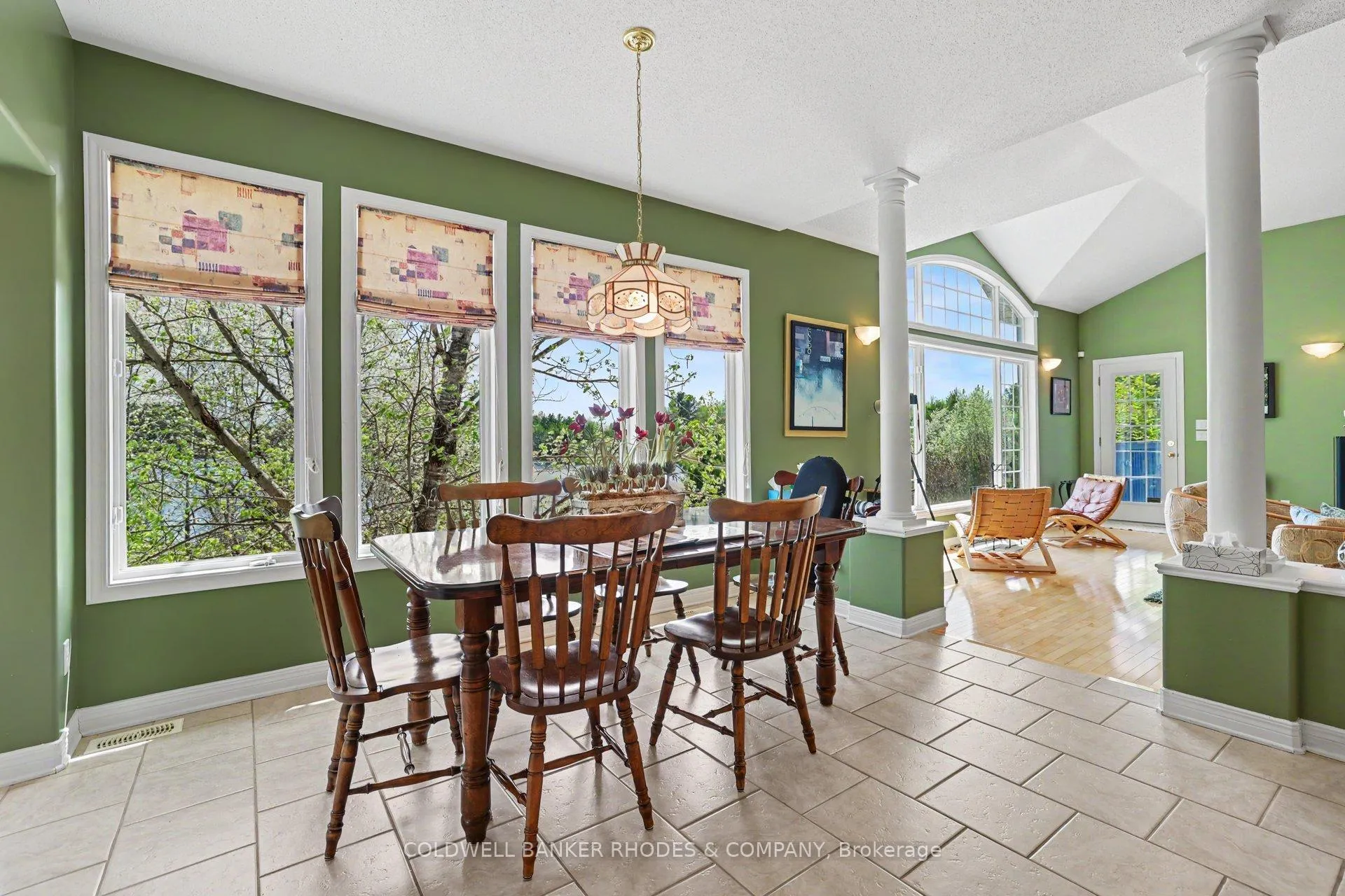 Photo 10 of 101 Duck Pond Place, Ottawa, Dunrobin Shores — HOMEH