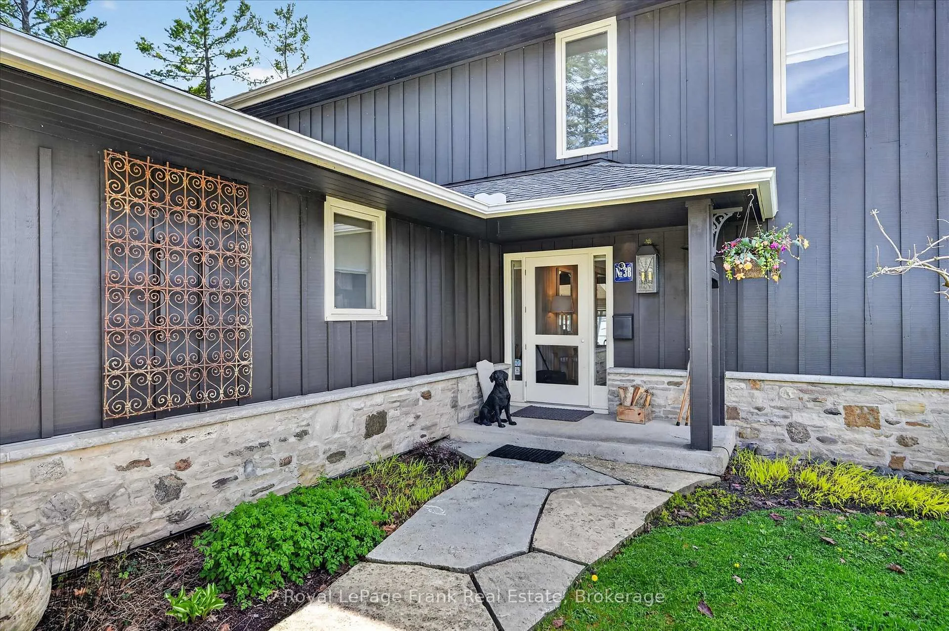 Photo 9 of 38 Napier Crescent, North Kawartha — HOMEH