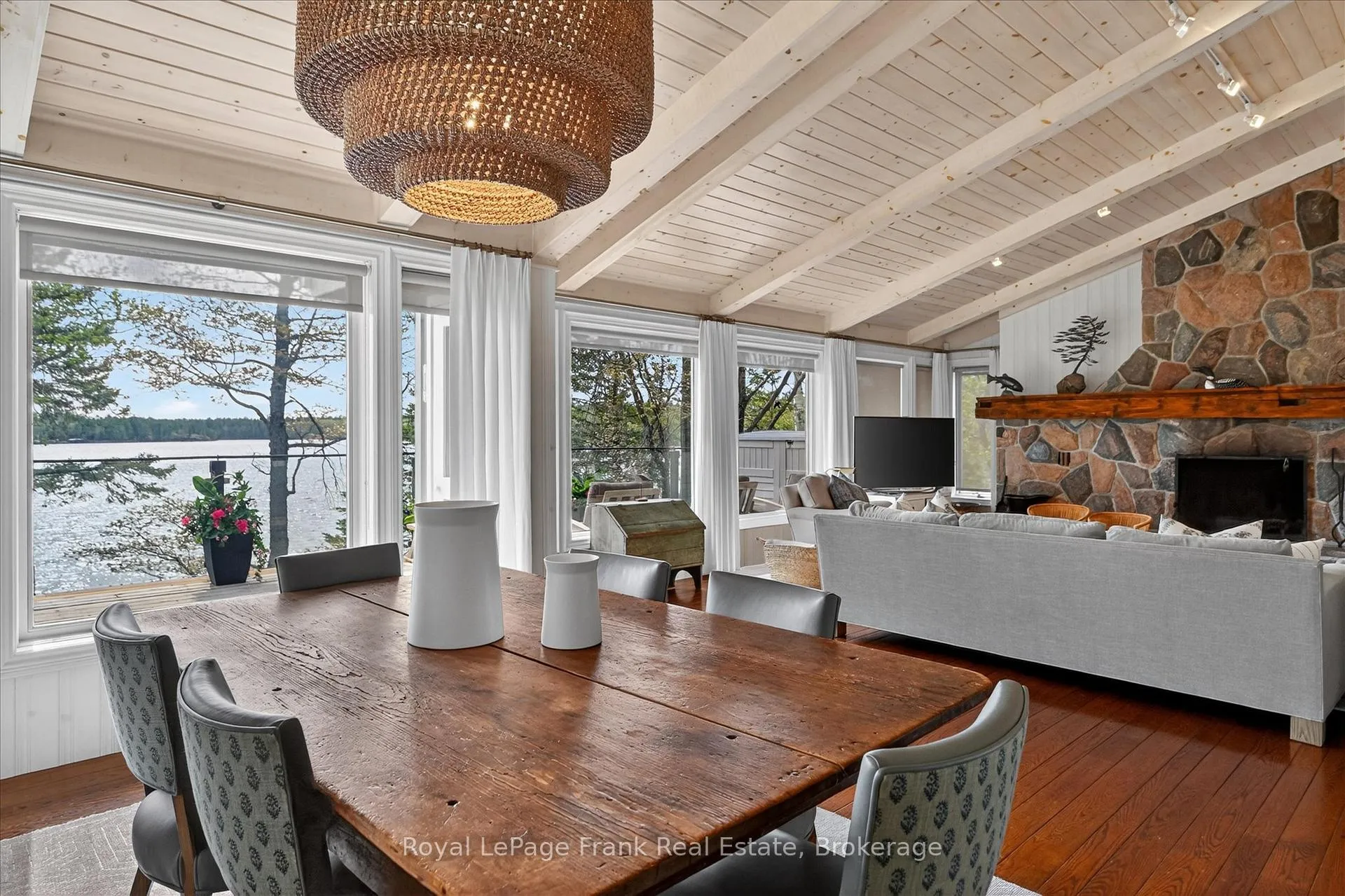Photo 10 of 38 Napier Crescent, North Kawartha — HOMEH