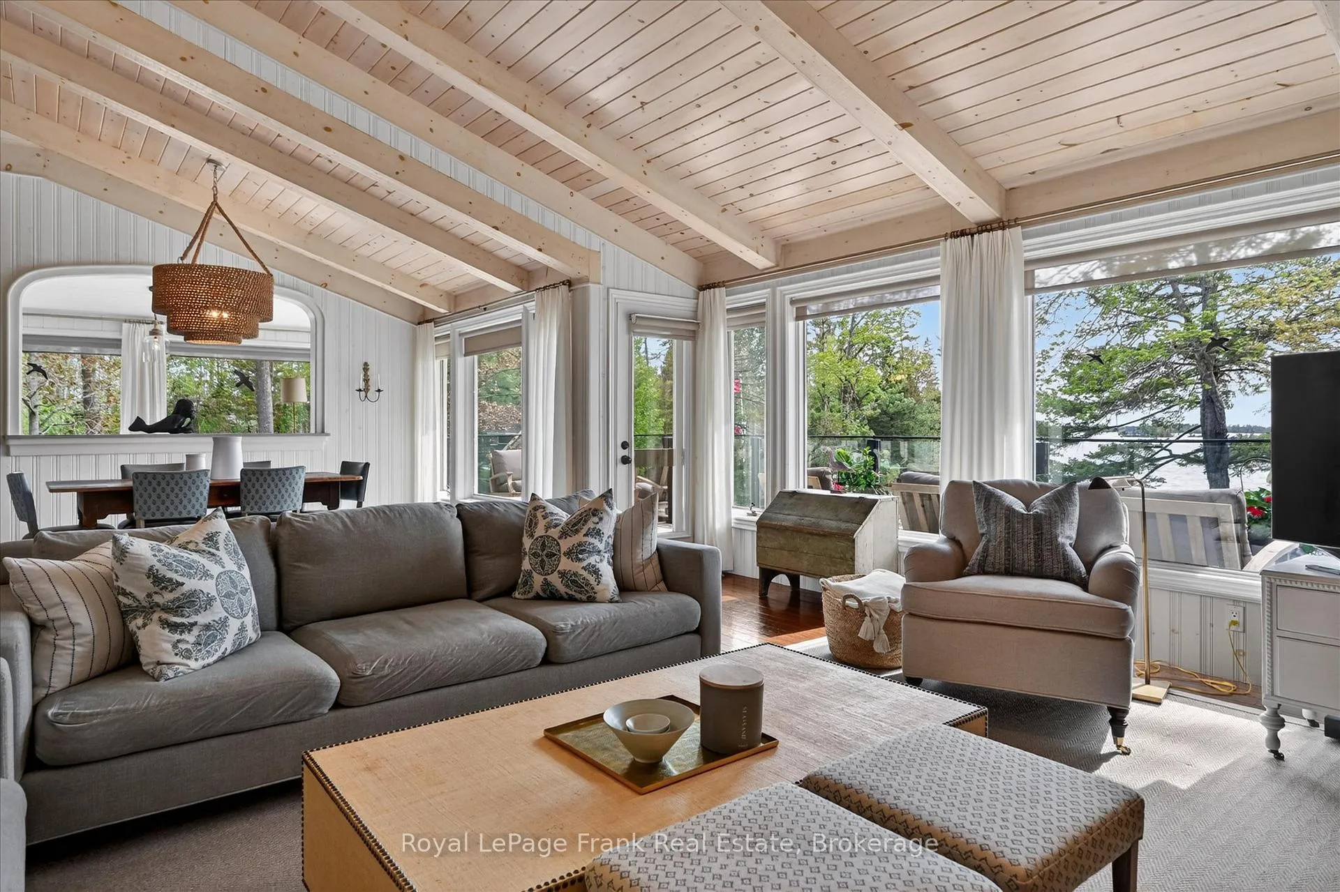 Photo 13 of 38 Napier Crescent, North Kawartha — HOMEH
