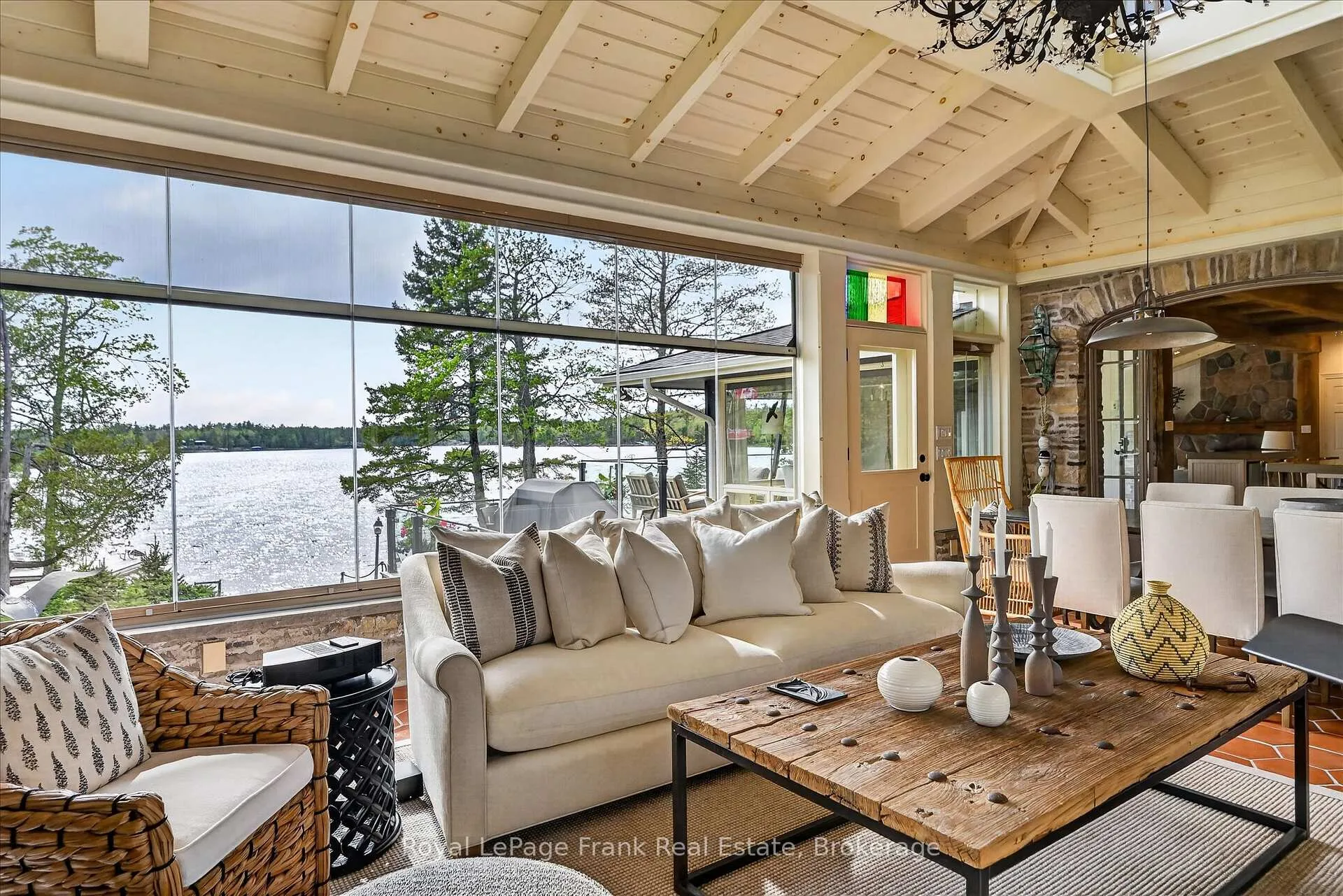 Photo 28 of 38 Napier Crescent, North Kawartha — HOMEH