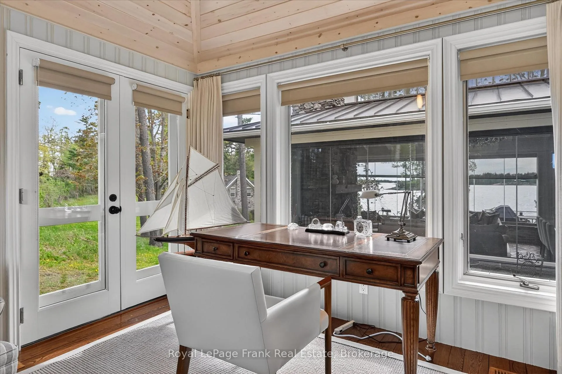 Photo 32 of 38 Napier Crescent, North Kawartha — HOMEH