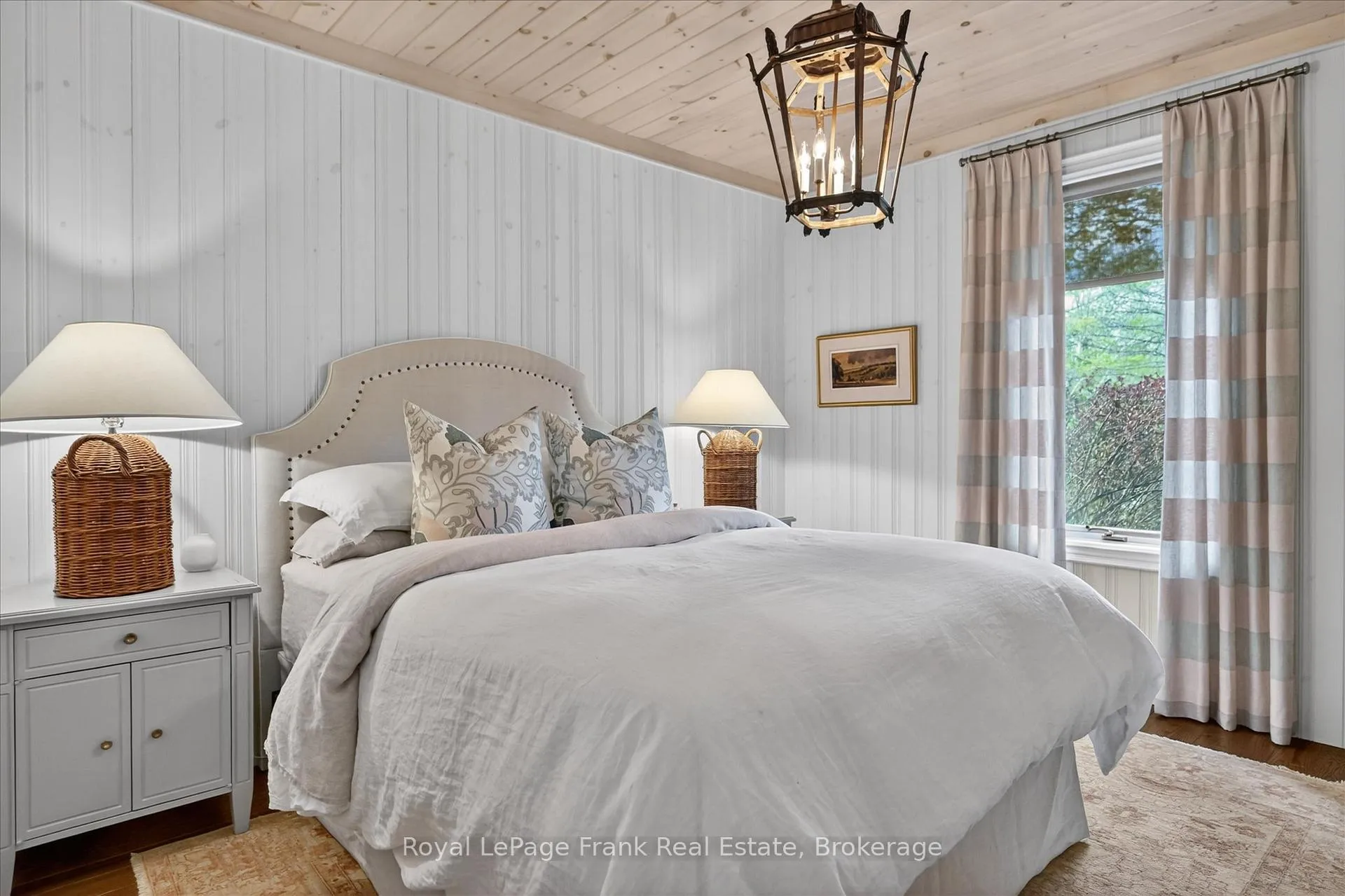 Photo 33 of 38 Napier Crescent, North Kawartha — HOMEH