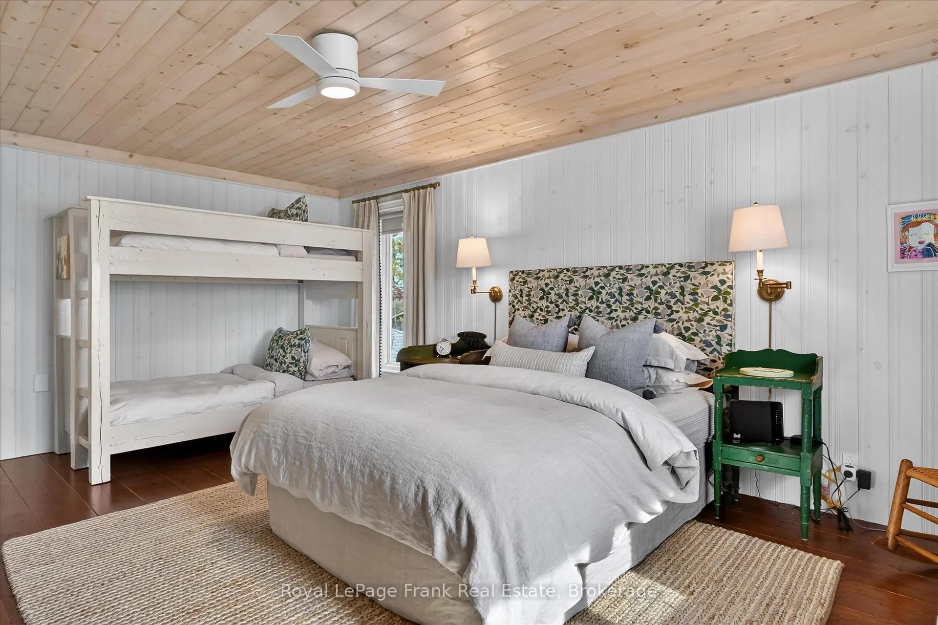 Photo 35 of 38 Napier Crescent, North Kawartha — HOMEH
