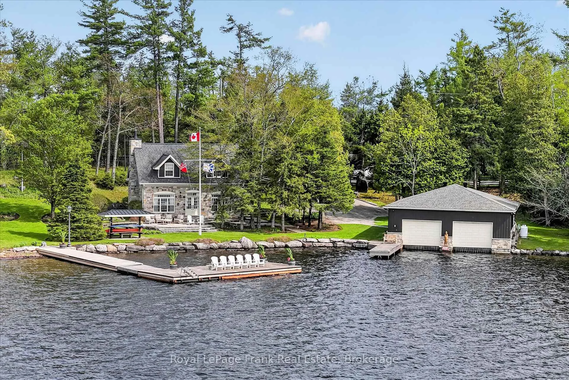 Photo 36 of 38 Napier Crescent, North Kawartha — HOMEH