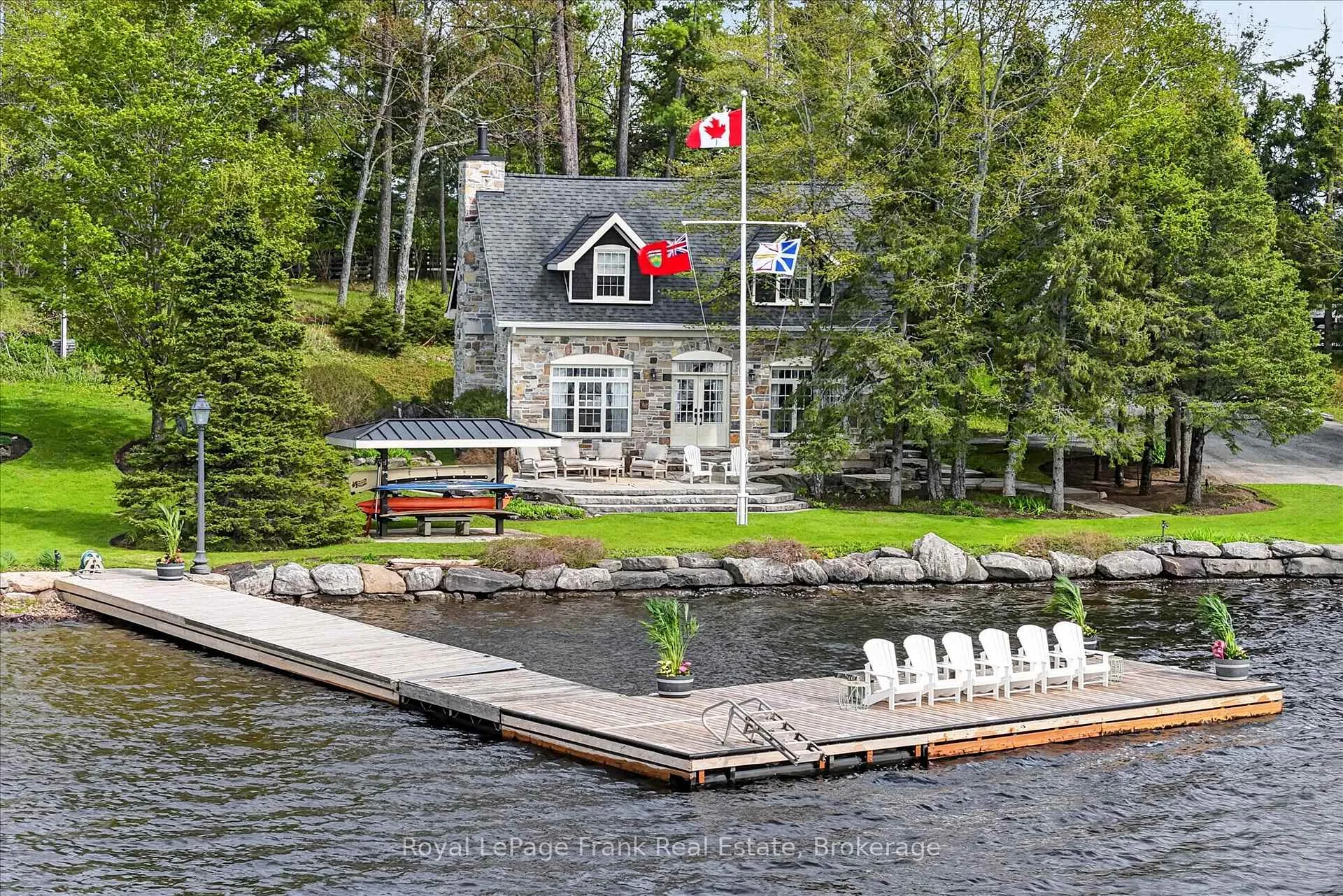 Photo 39 of 38 Napier Crescent, North Kawartha — HOMEH
