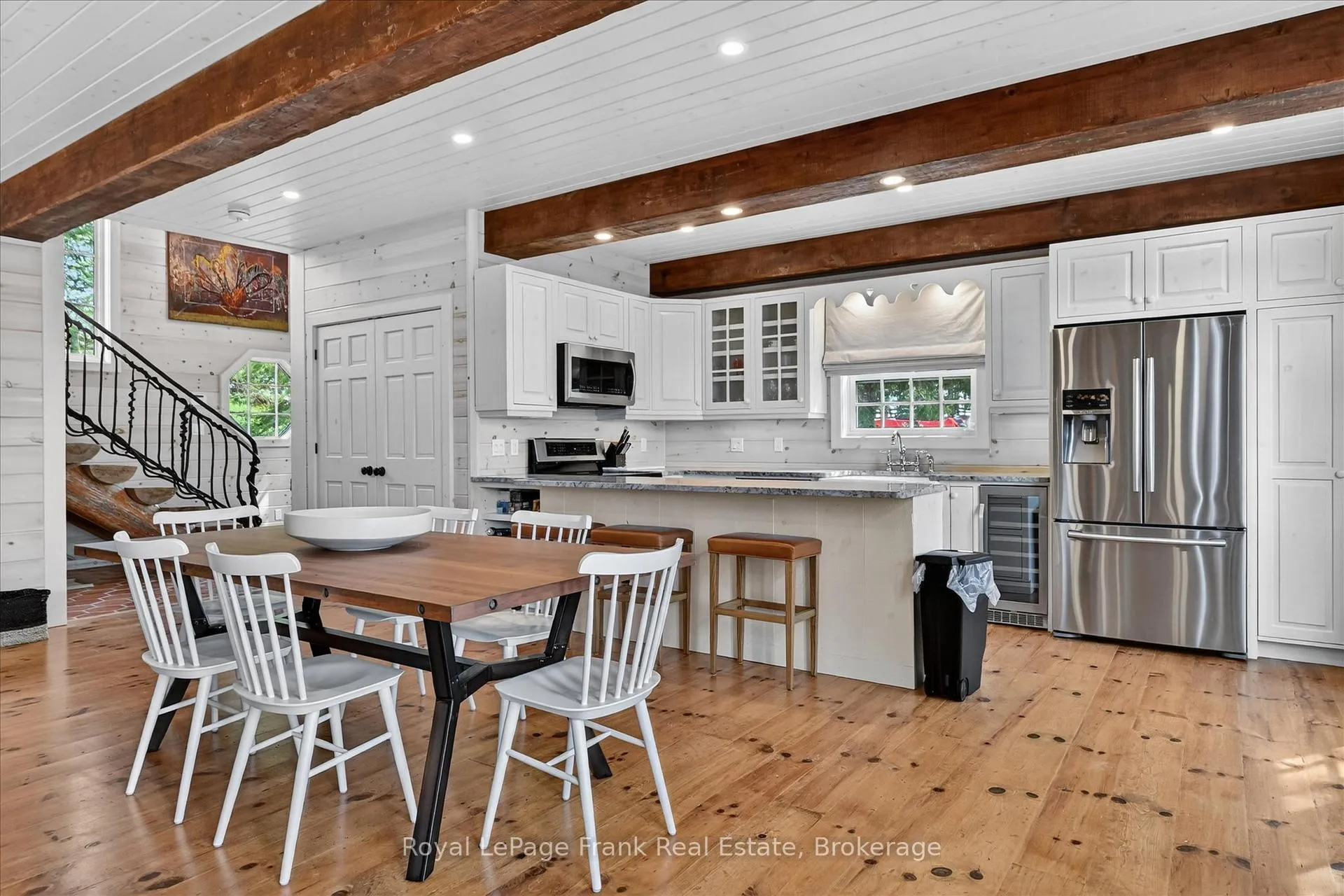 Photo 42 of 38 Napier Crescent, North Kawartha — HOMEH
