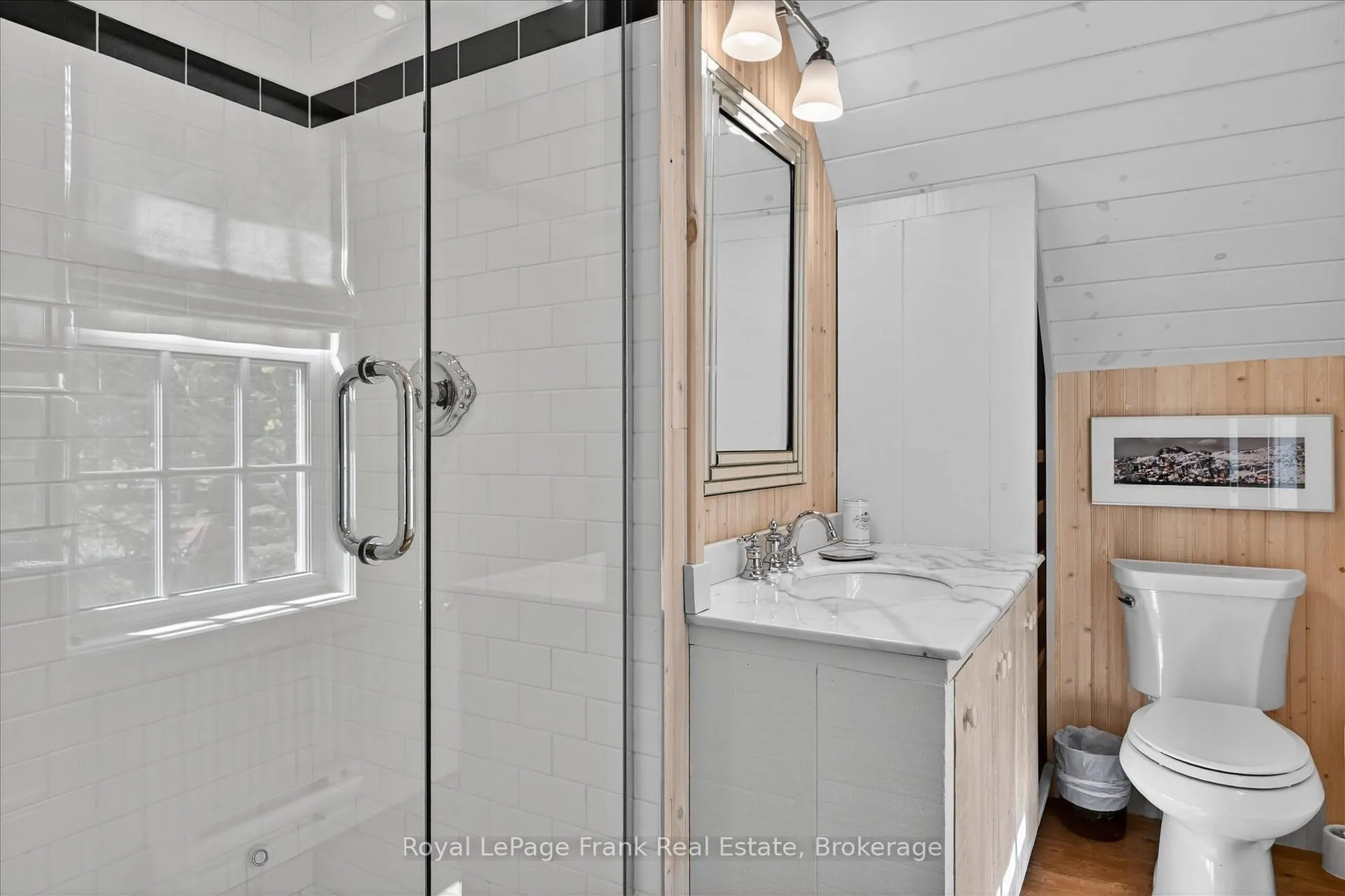 Photo 46 of 38 Napier Crescent, North Kawartha — HOMEH