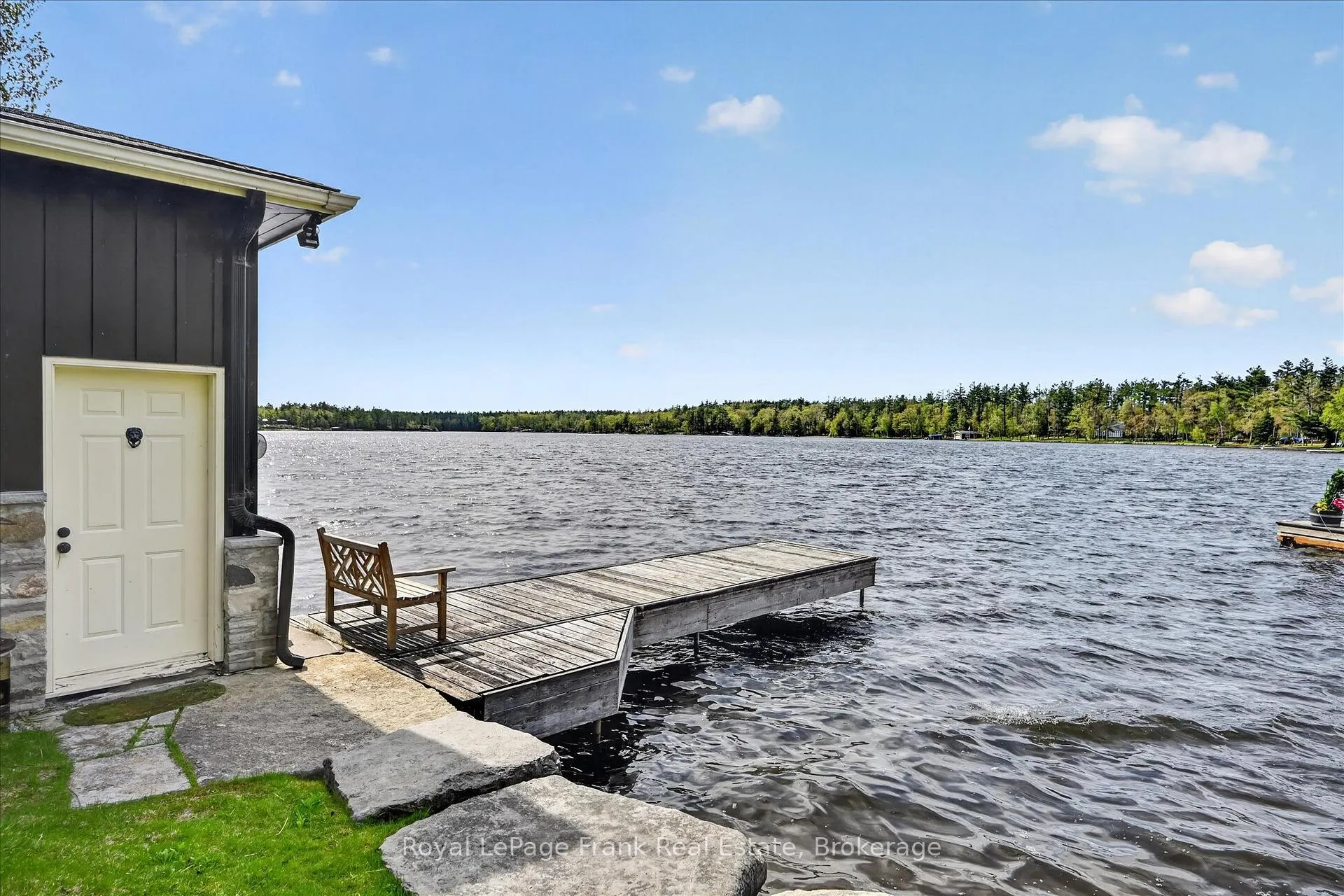 Photo 48 of 38 Napier Crescent, North Kawartha — HOMEH