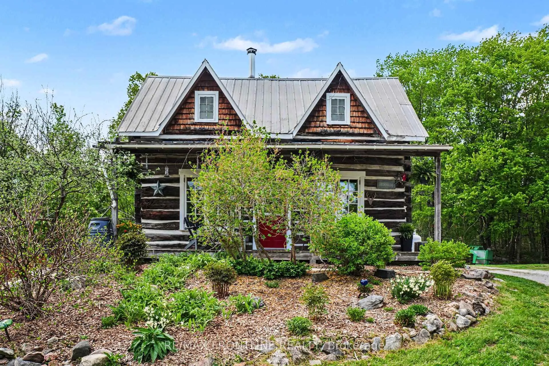 Photo 1 of 2270 Bennett Lake Road, Tay Valley, Bathurst/Burgess & Sherbrooke (Bathurst) Twp — HOMEH