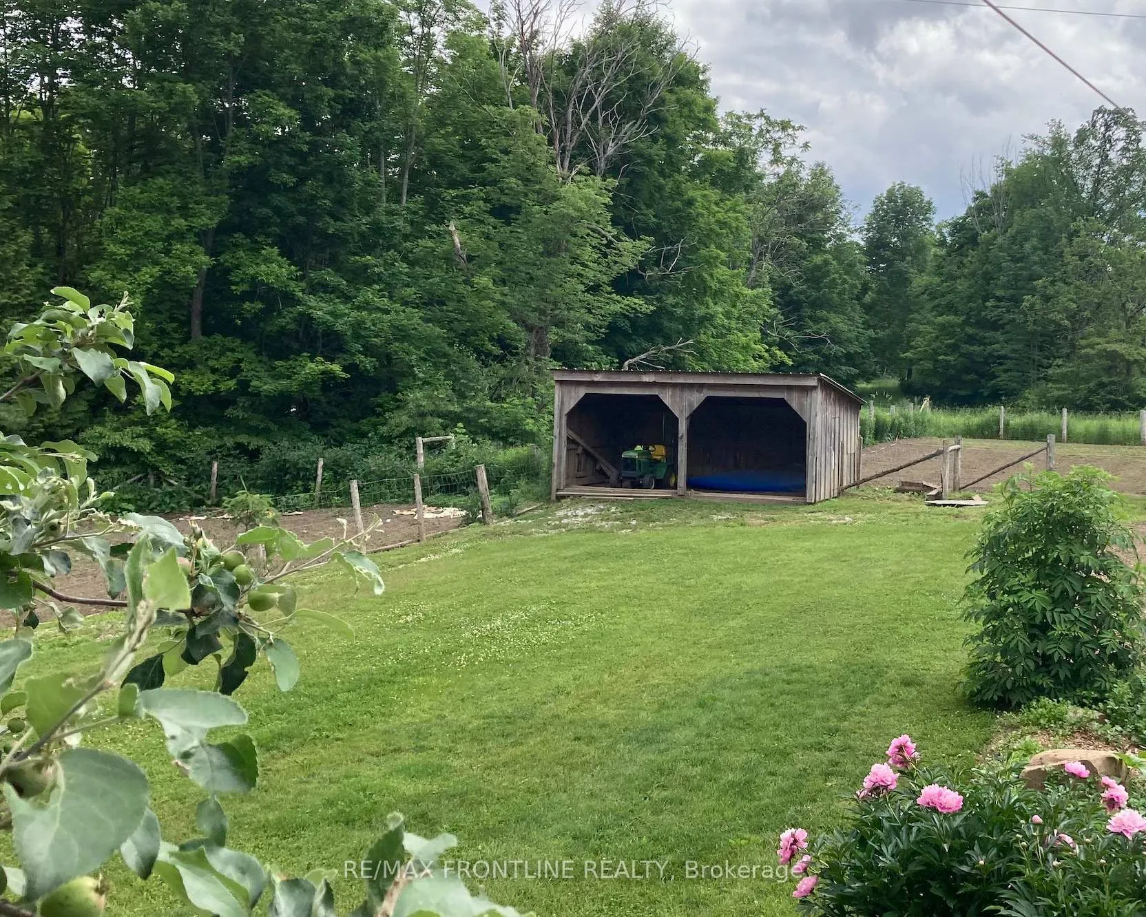 Photo 27 of 2270 Bennett Lake Road, Tay Valley, Bathurst/Burgess & Sherbrooke (Bathurst) Twp — HOMEH