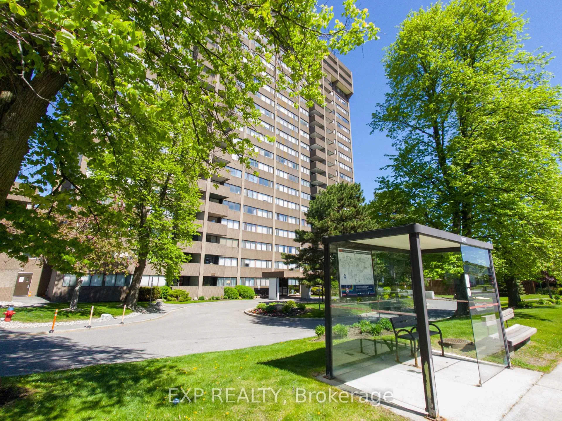 Photo 2 of Unit 807, 1285 Cahill Drive, Ottawa, South Keys — HOMEH