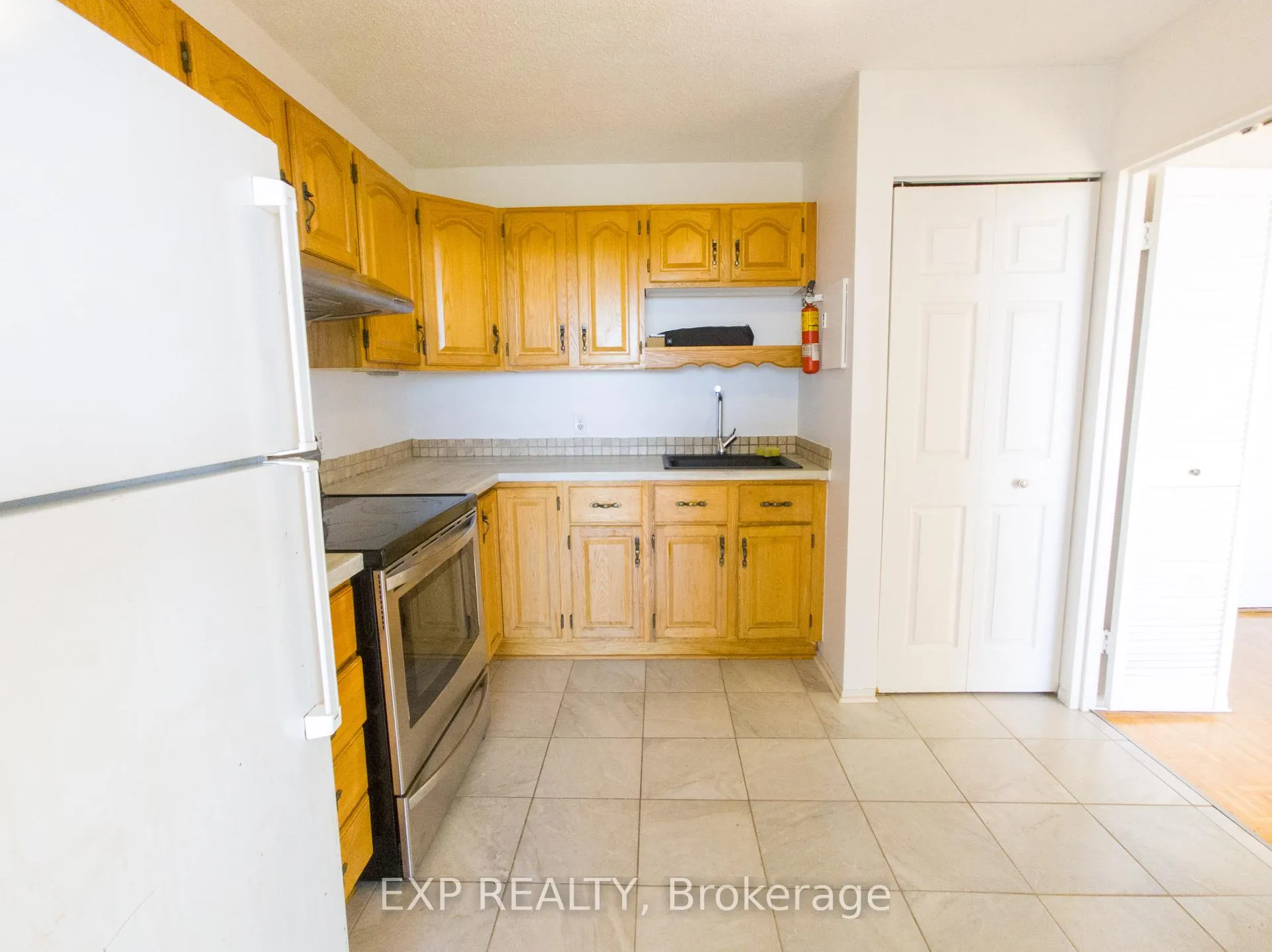 Photo 23 of Unit 807, 1285 Cahill Drive, Ottawa, South Keys — HOMEH
