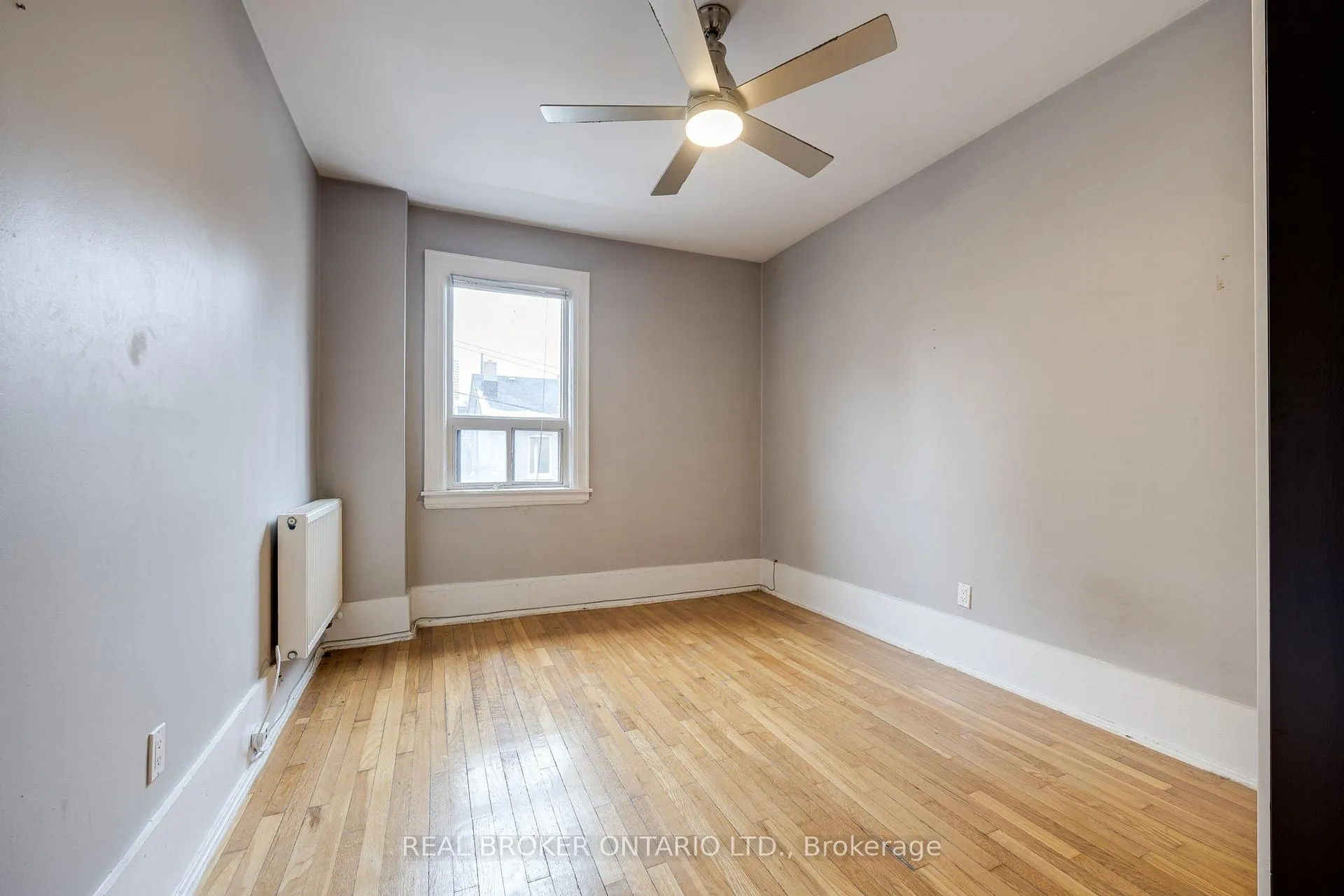 Photo 15 of Unit Upper, 77 Isabella Street, Toronto, Church-Yonge Corridor — HOMEH