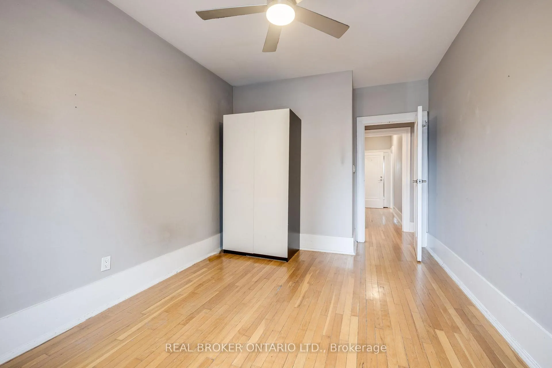 Photo 16 of Unit Upper, 77 Isabella Street, Toronto, Church-Yonge Corridor — HOMEH
