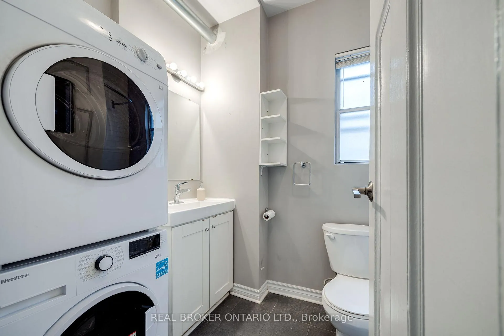 Photo 21 of Unit Upper, 77 Isabella Street, Toronto, Church-Yonge Corridor — HOMEH