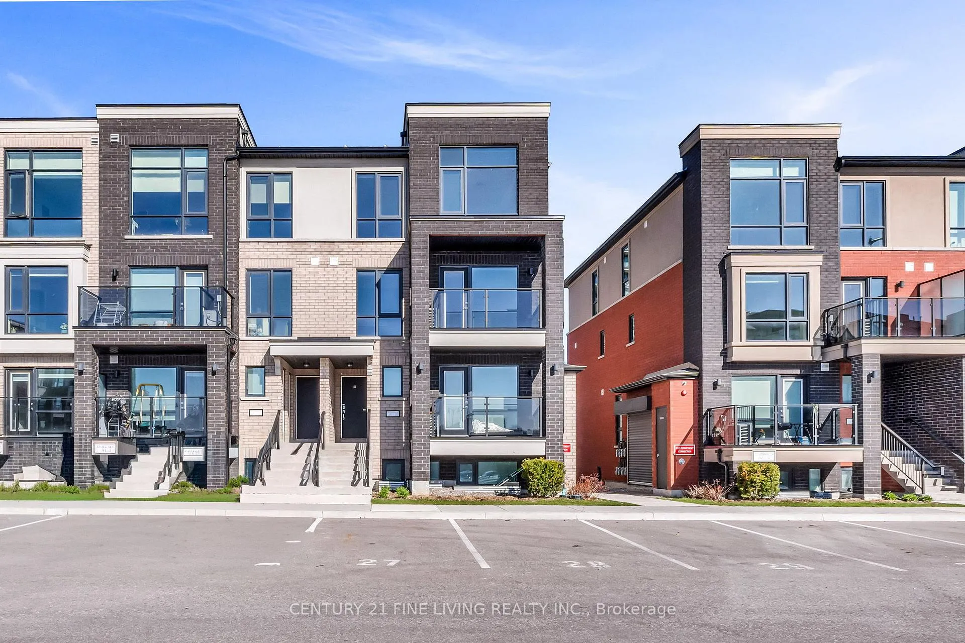 Photo 2 of Unit 17, 185 Veterans Drive, Brampton, Northwest Brampton — HOMEH