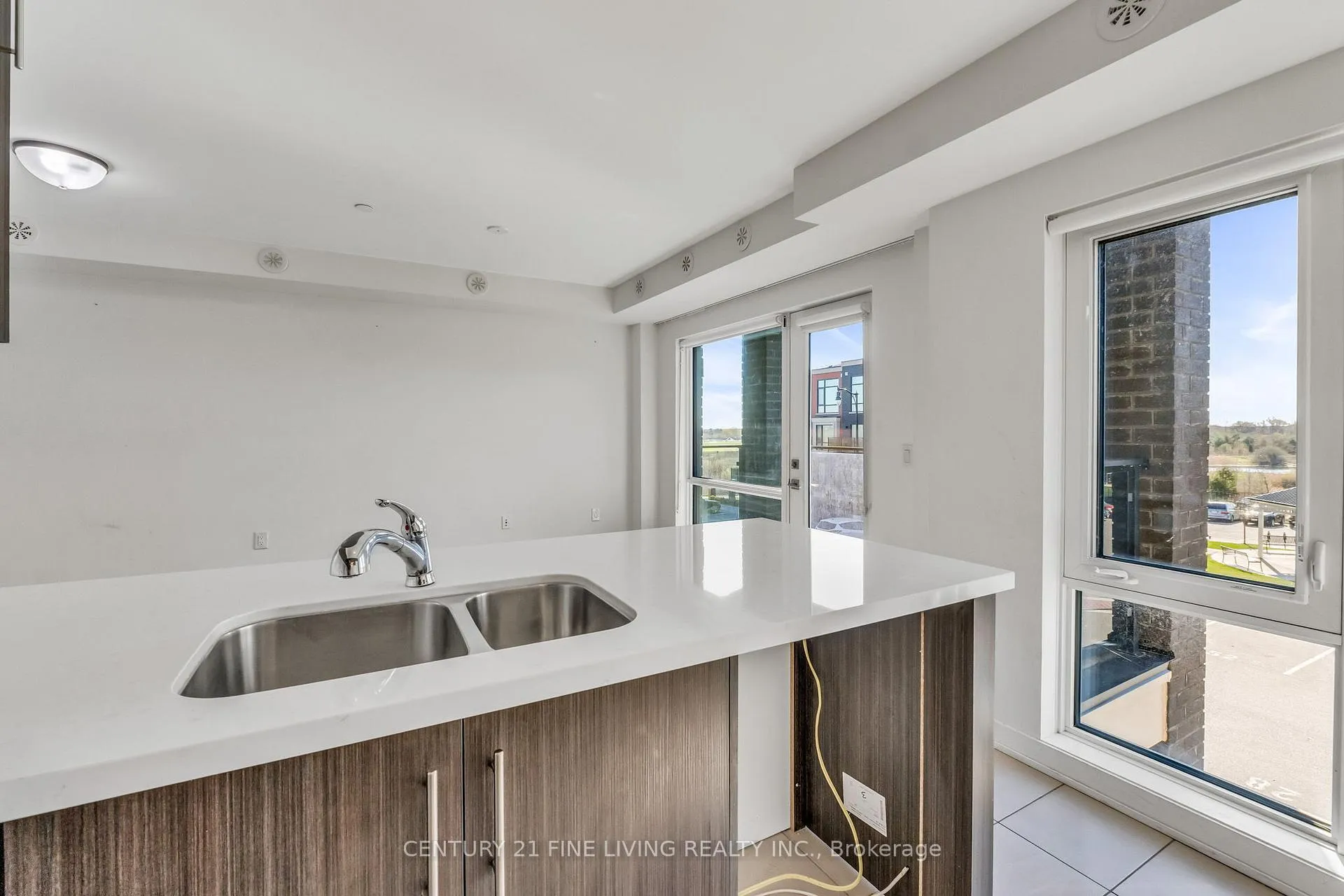 Photo 14 of Unit 17, 185 Veterans Drive, Brampton, Northwest Brampton — HOMEH