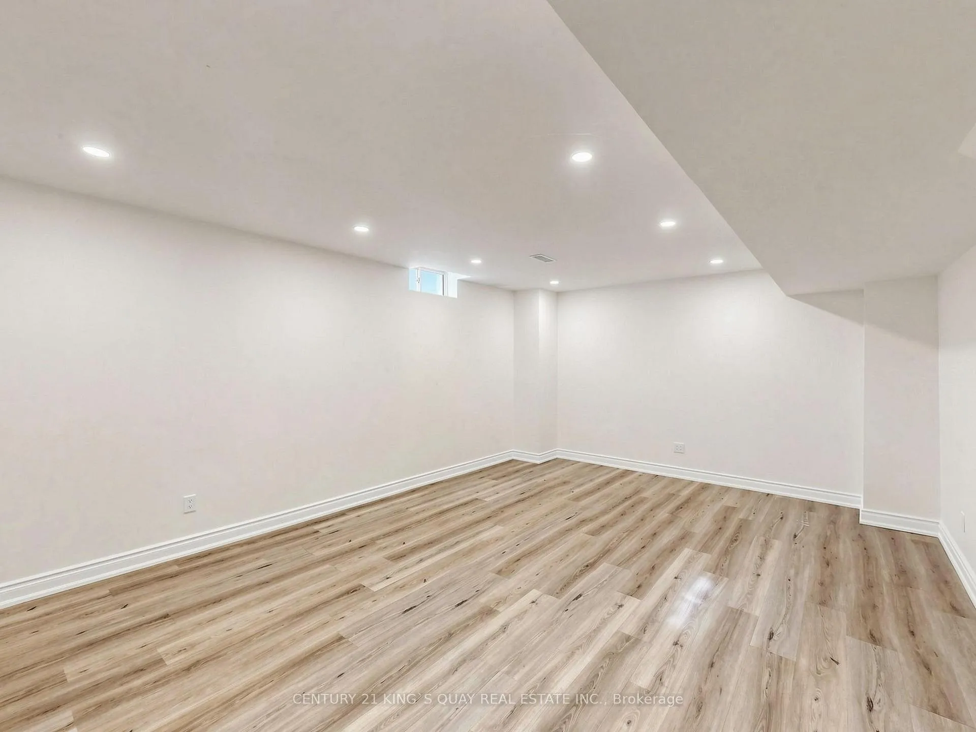 Photo 41 of 15 Beebe Crescent, Markham, Wismer — HOMEH