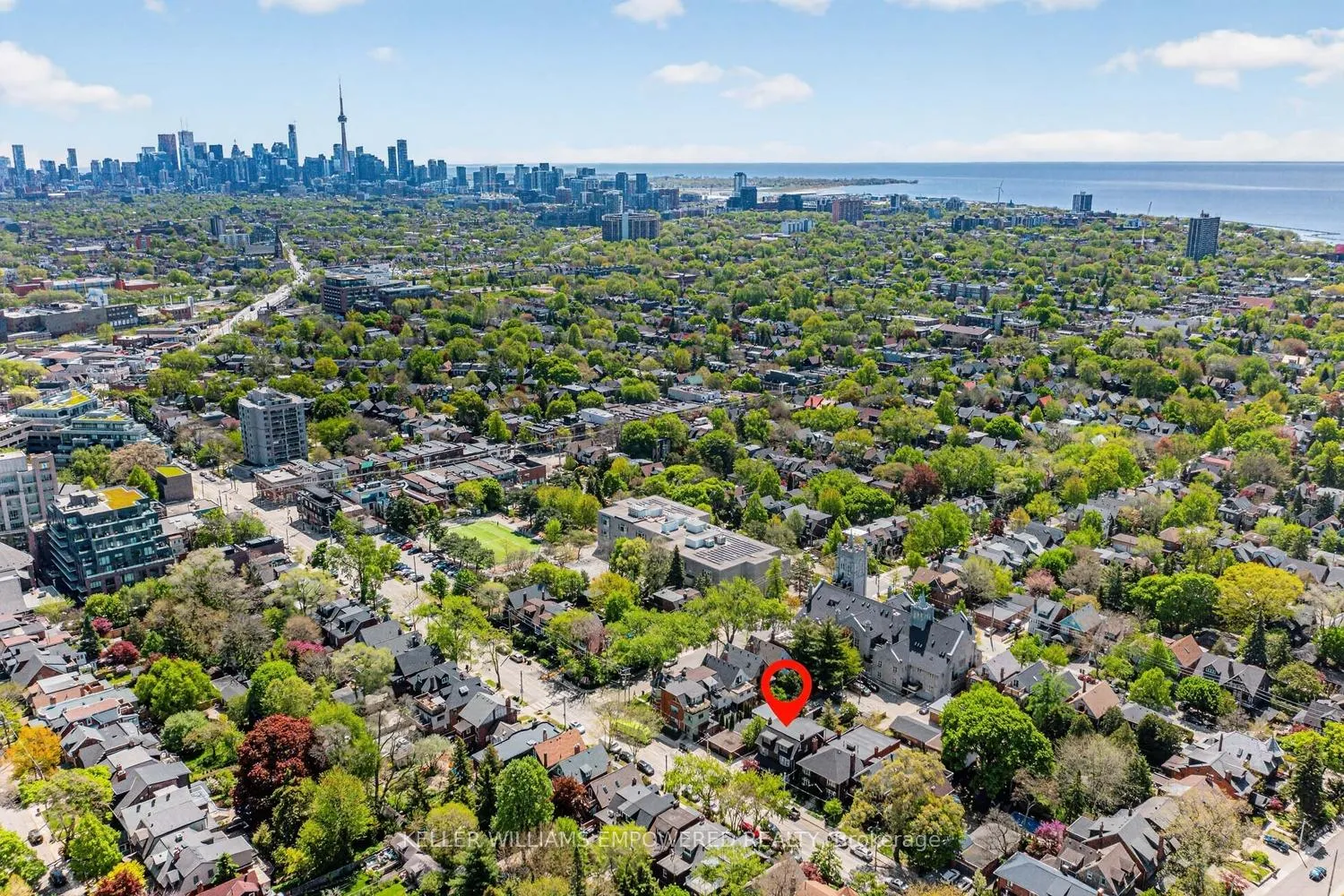 Photo 30 of 139 Howard Park Avenue, Toronto, High Park-Swansea — HOMEH