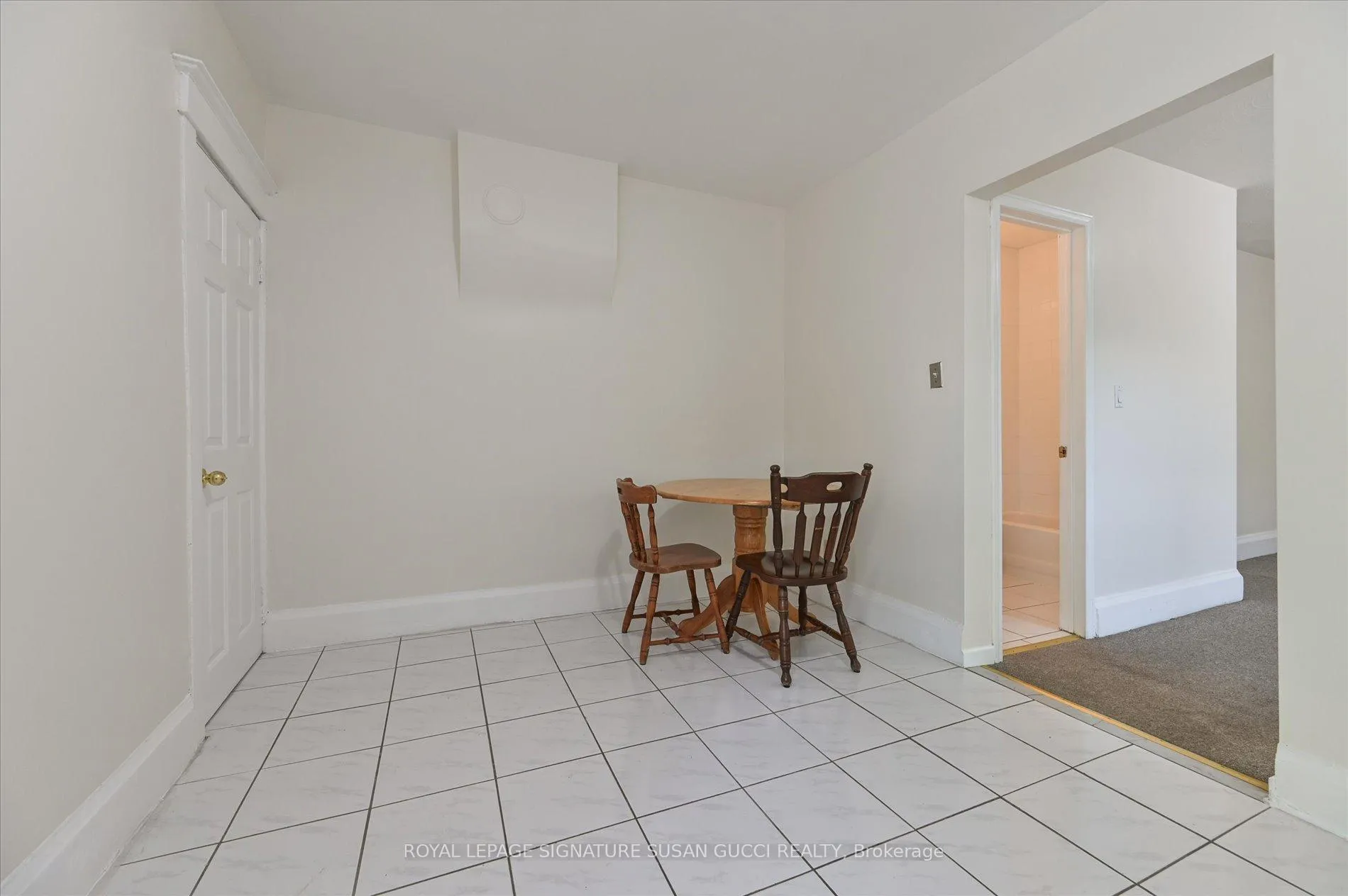 Photo 9 of 85 Linsmore Crescent, Toronto, Danforth Village-East York — HOMEH