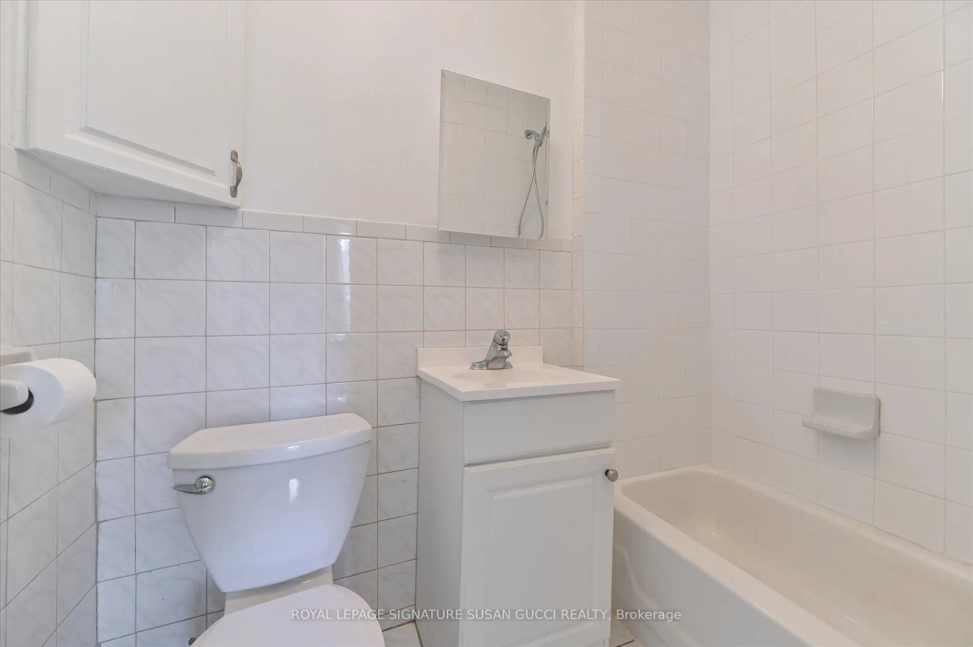 Photo 13 of 85 Linsmore Crescent, Toronto, Danforth Village-East York — HOMEH