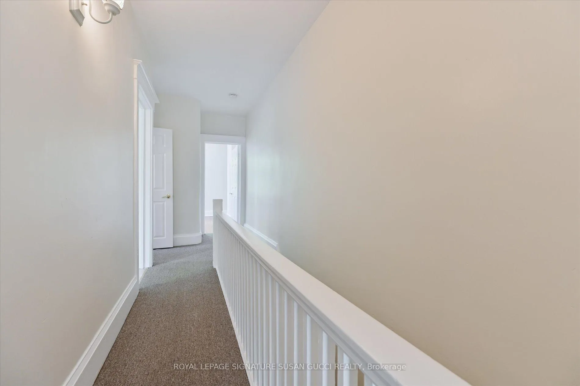 Photo 15 of 85 Linsmore Crescent, Toronto, Danforth Village-East York — HOMEH
