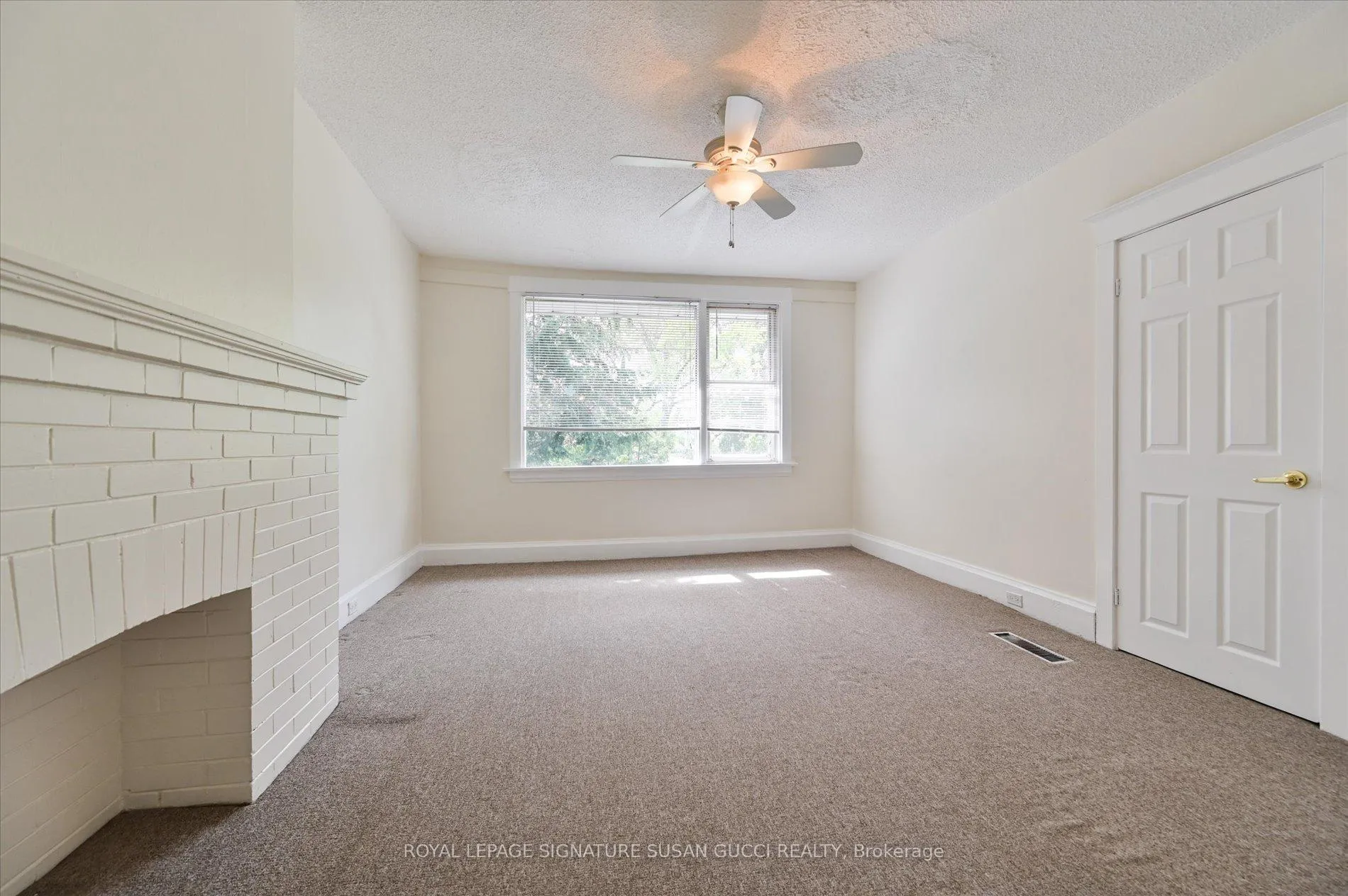 Photo 16 of 85 Linsmore Crescent, Toronto, Danforth Village-East York — HOMEH