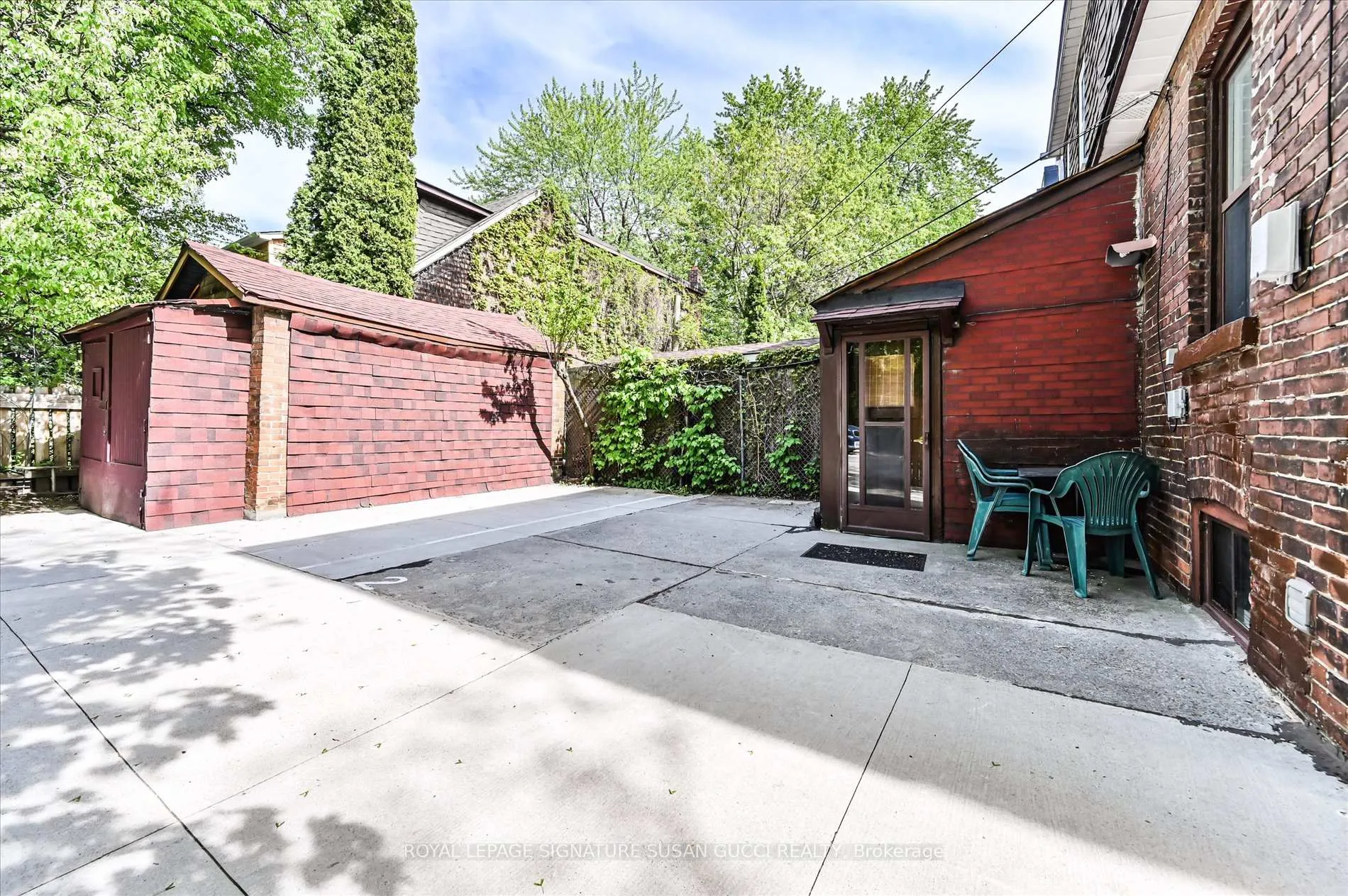 Photo 26 of 85 Linsmore Crescent, Toronto, Danforth Village-East York — HOMEH