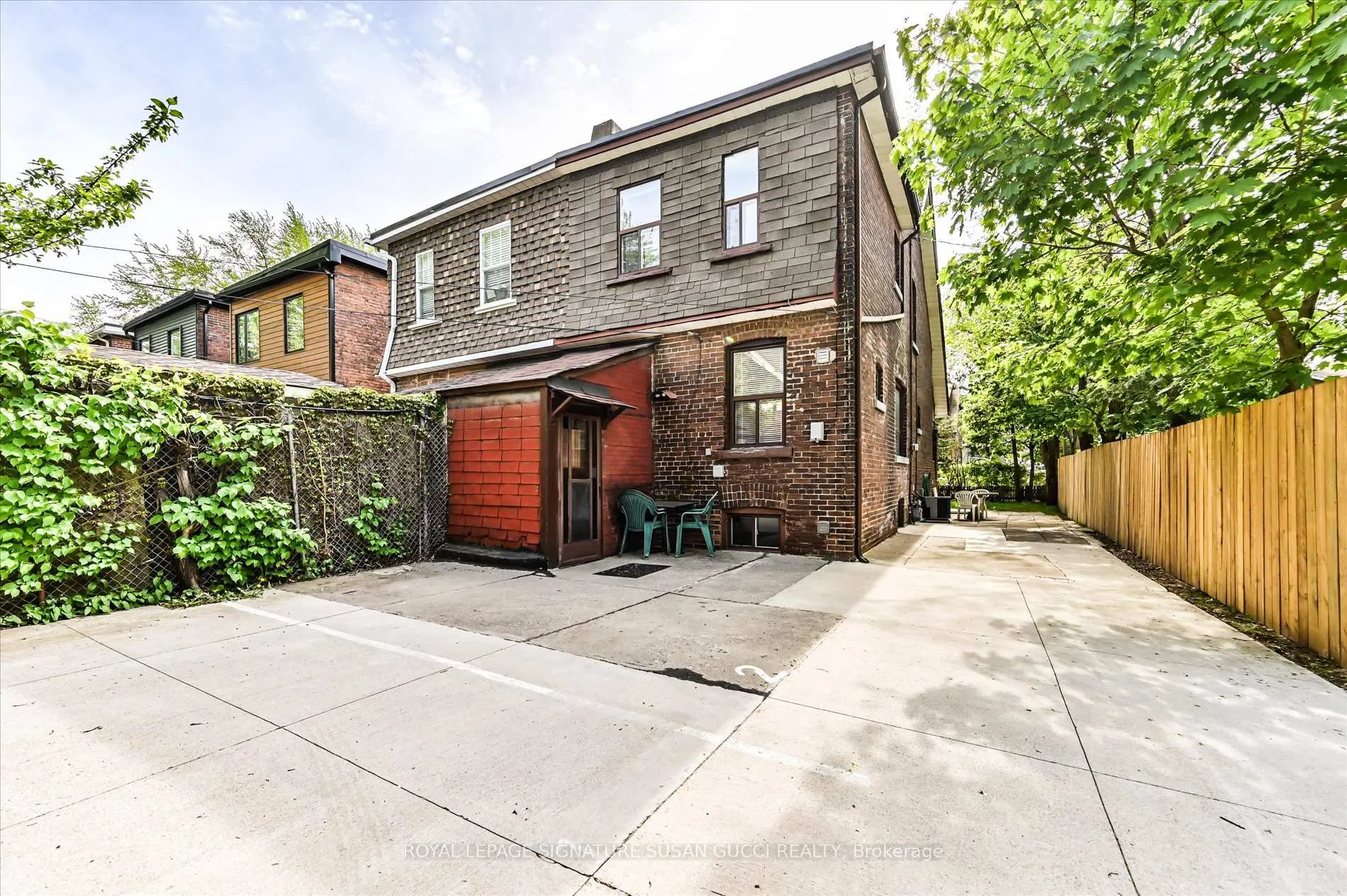 Photo 29 of 85 Linsmore Crescent, Toronto, Danforth Village-East York — HOMEH