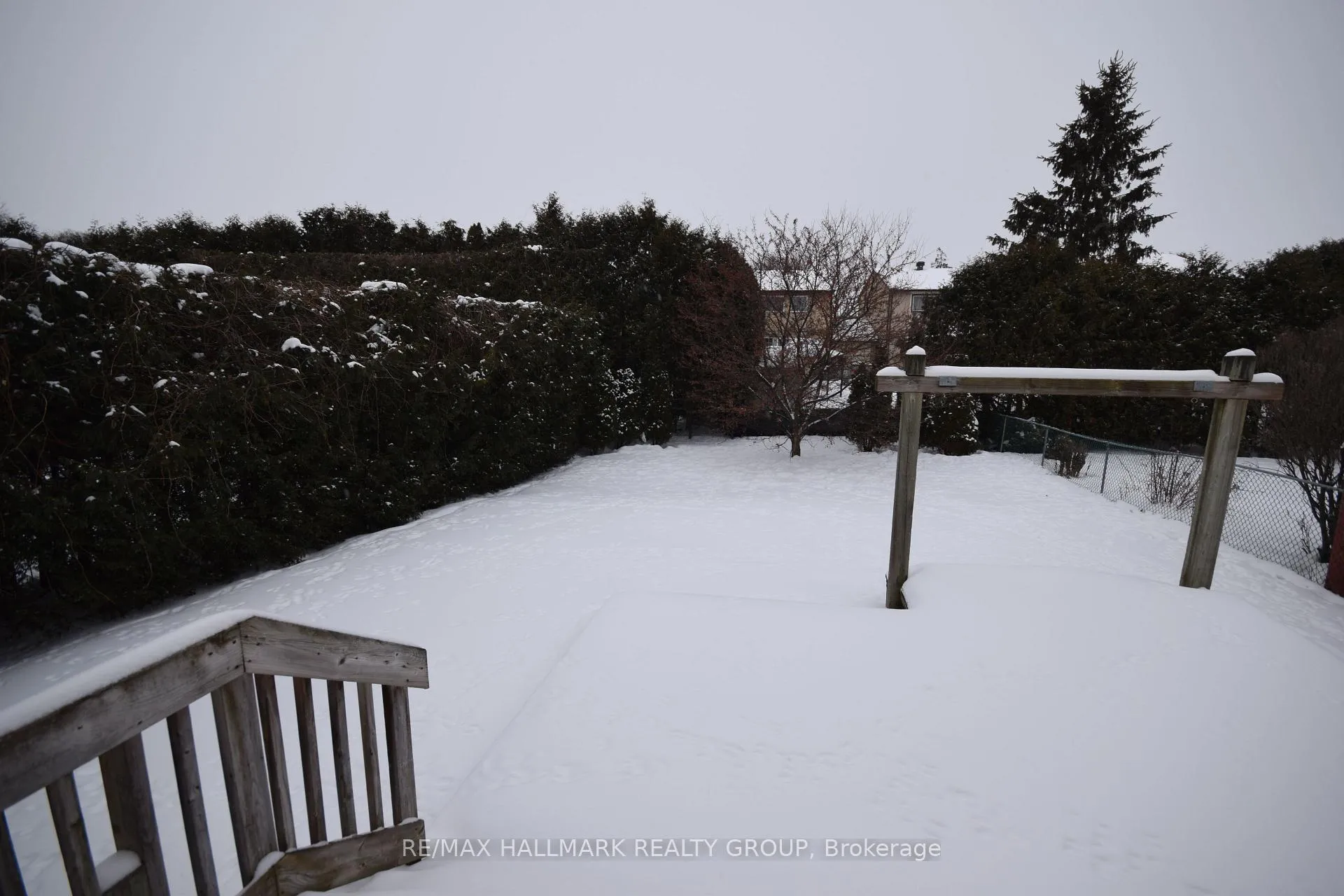 Photo 14 of 1749 Des Prairies Avenue, Ottawa, Queenswood Heights South — HOMEH
