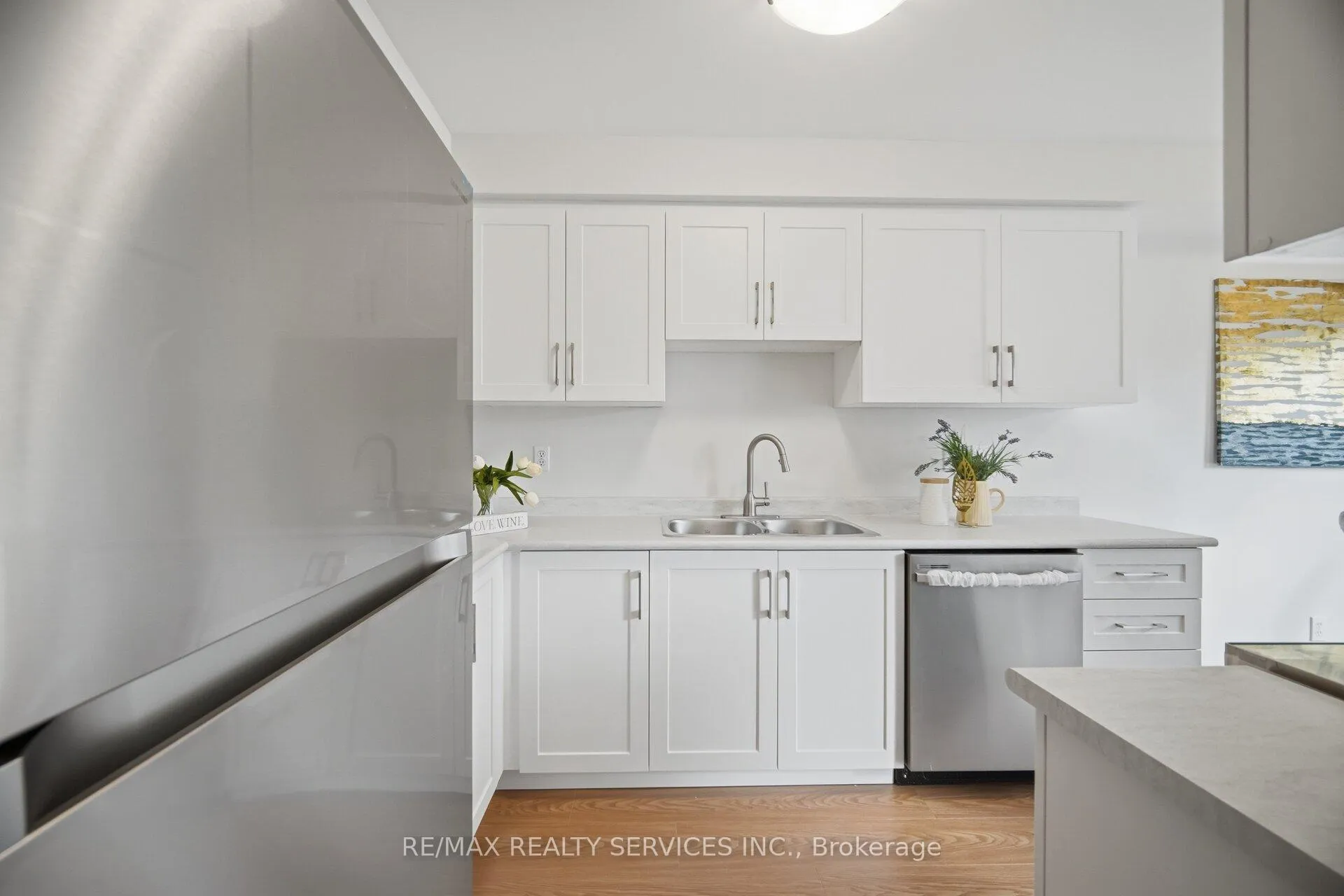 Photo 13 of 45 Monaco Court, Brampton, Fletcher's Meadow — HOMEH