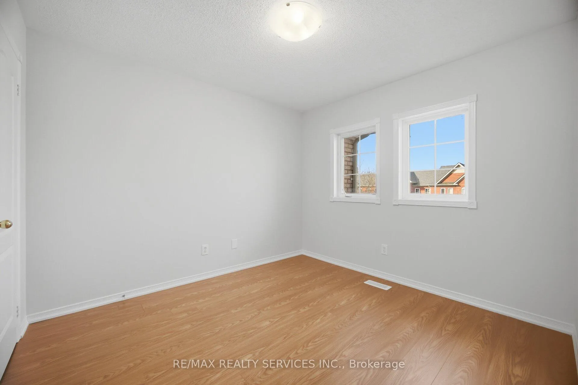 Photo 25 of 45 Monaco Court, Brampton, Fletcher's Meadow — HOMEH