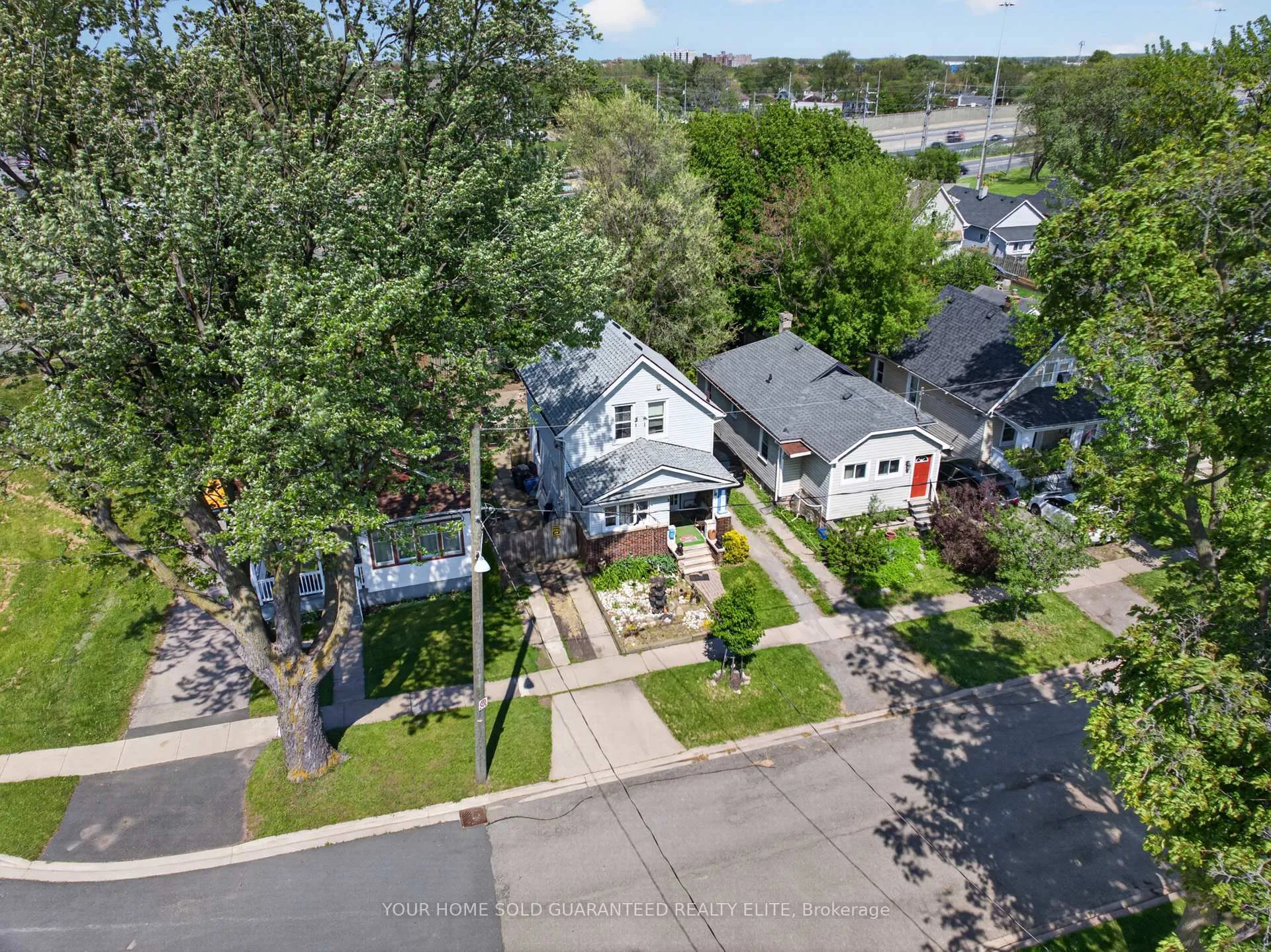 Photo 2 of 7 Trapnell Street, St. Catharines, E. Chester — HOMEH