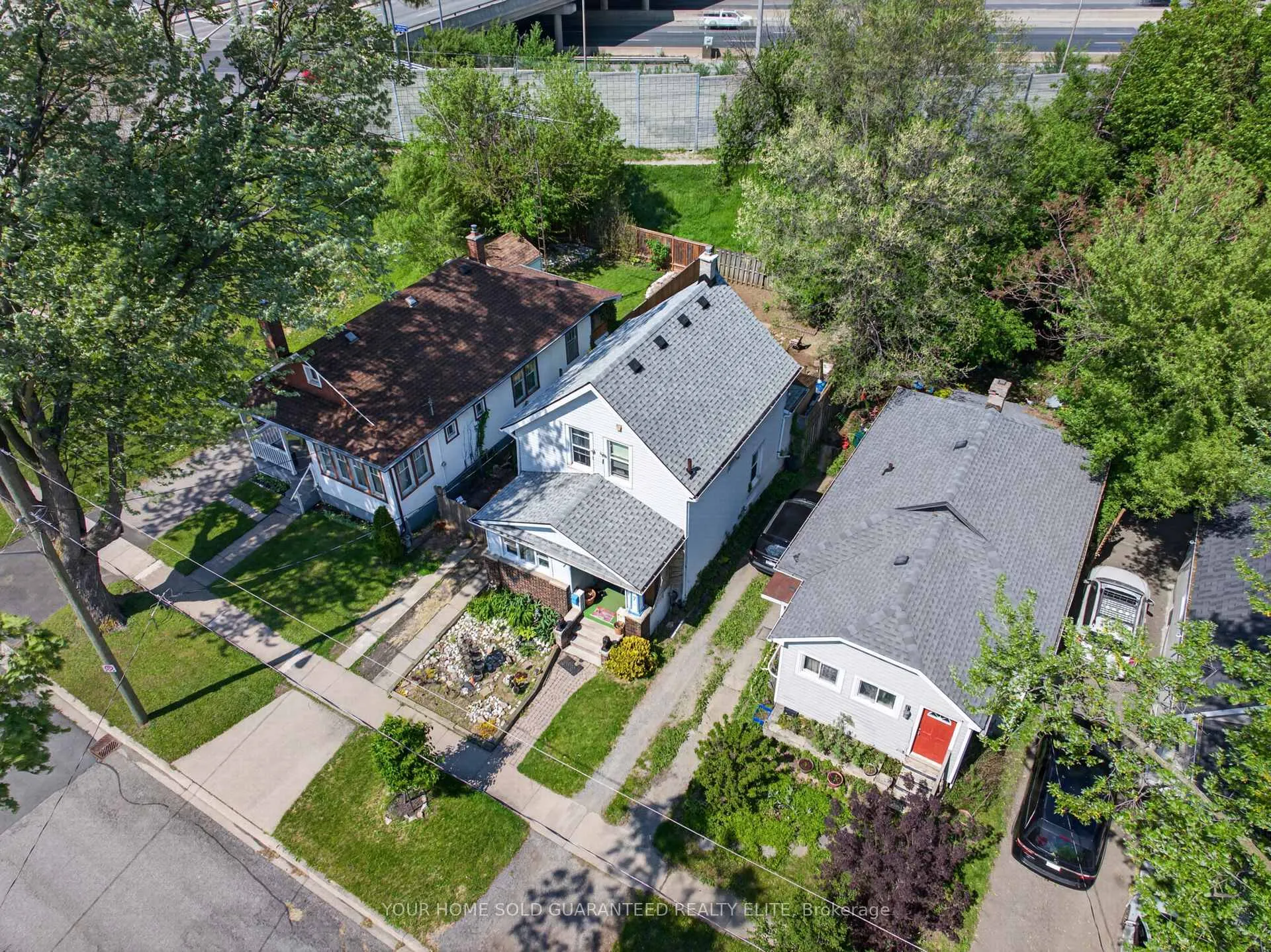 Photo 5 of 7 Trapnell Street, St. Catharines, E. Chester — HOMEH