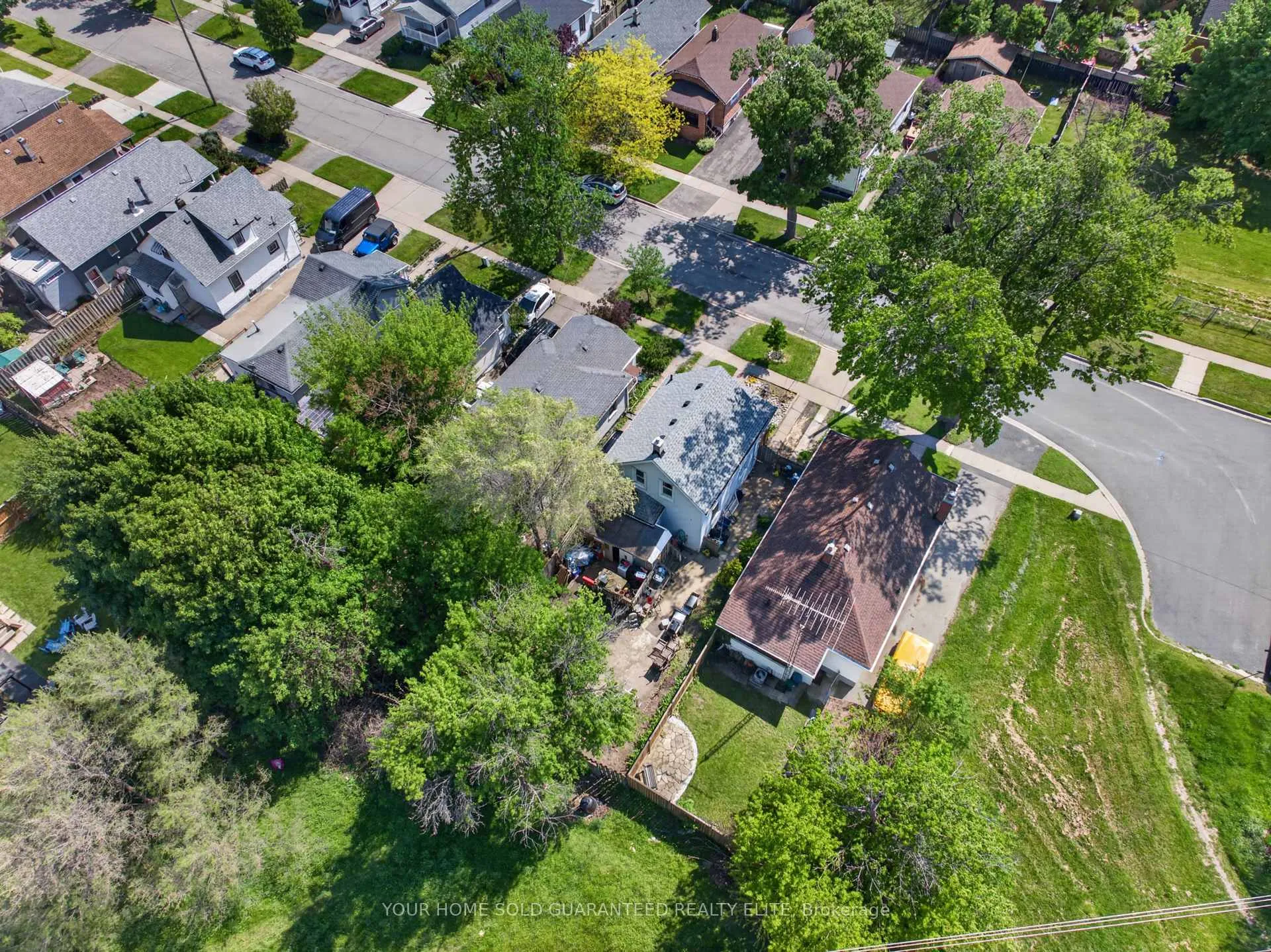 Photo 8 of 7 Trapnell Street, St. Catharines, E. Chester — HOMEH