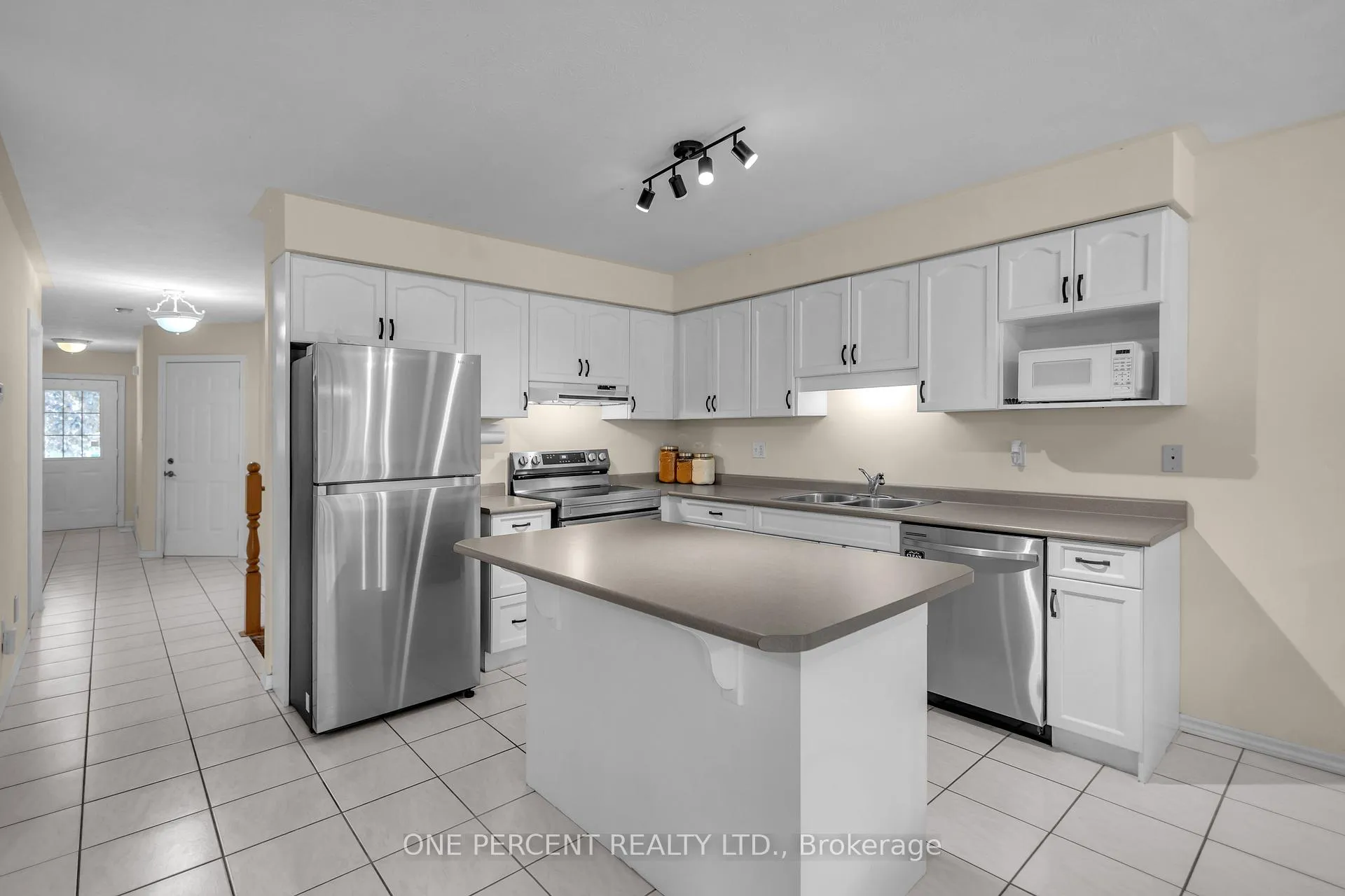 Photo 8 of 66 Hanlon Place, Brant, Paris — HOMEH