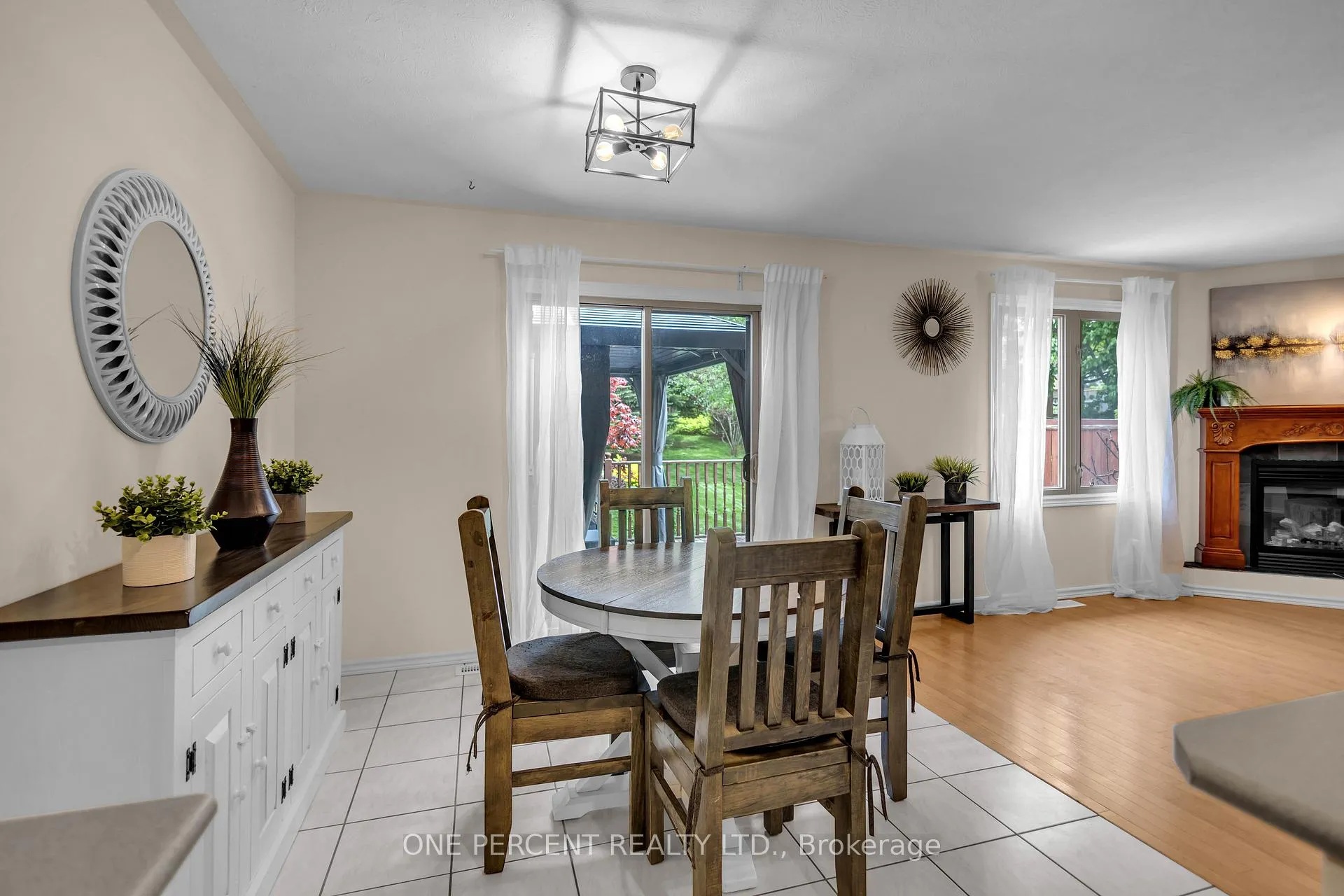 Photo 10 of 66 Hanlon Place, Brant, Paris — HOMEH