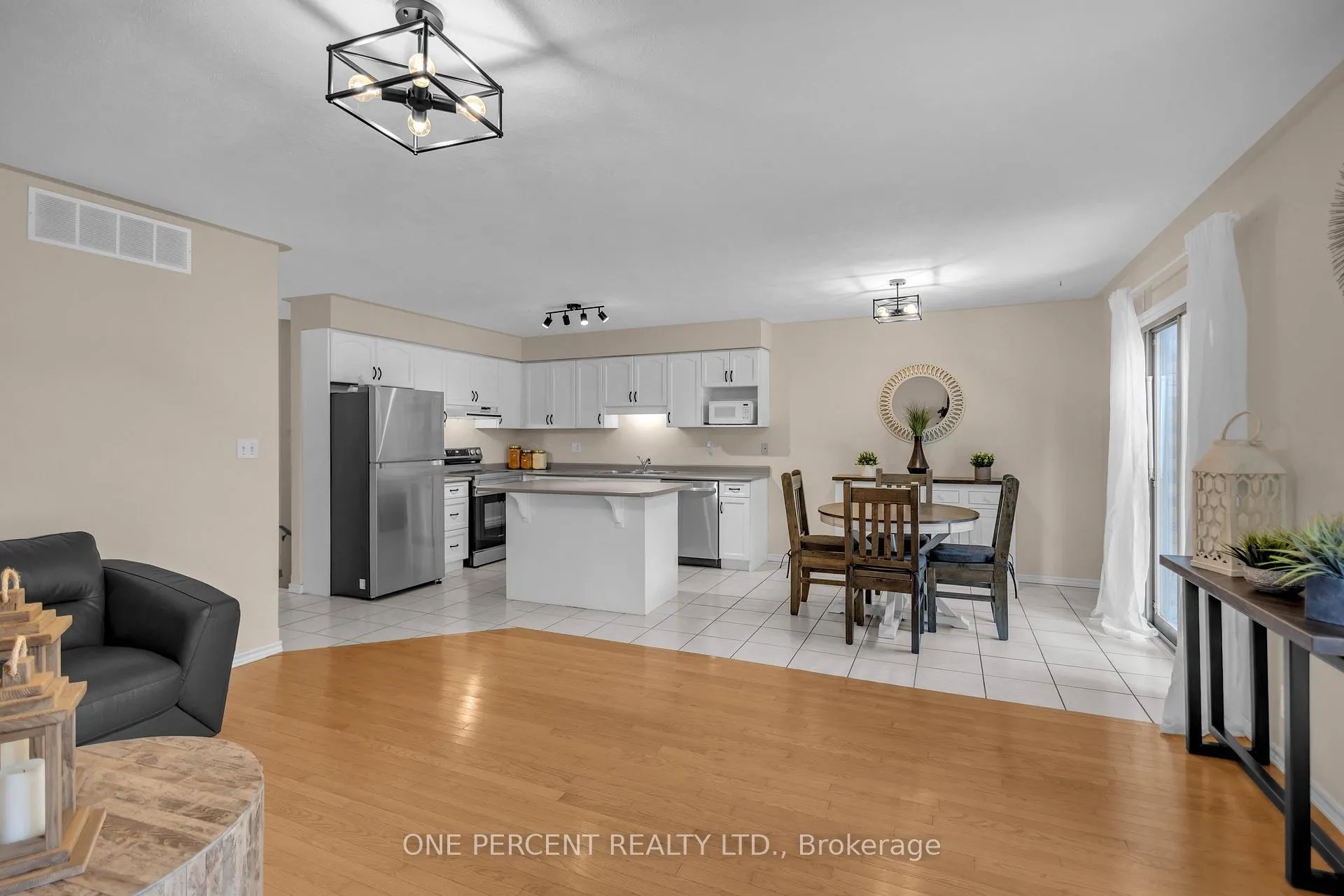 Photo 14 of 66 Hanlon Place, Brant, Paris — HOMEH