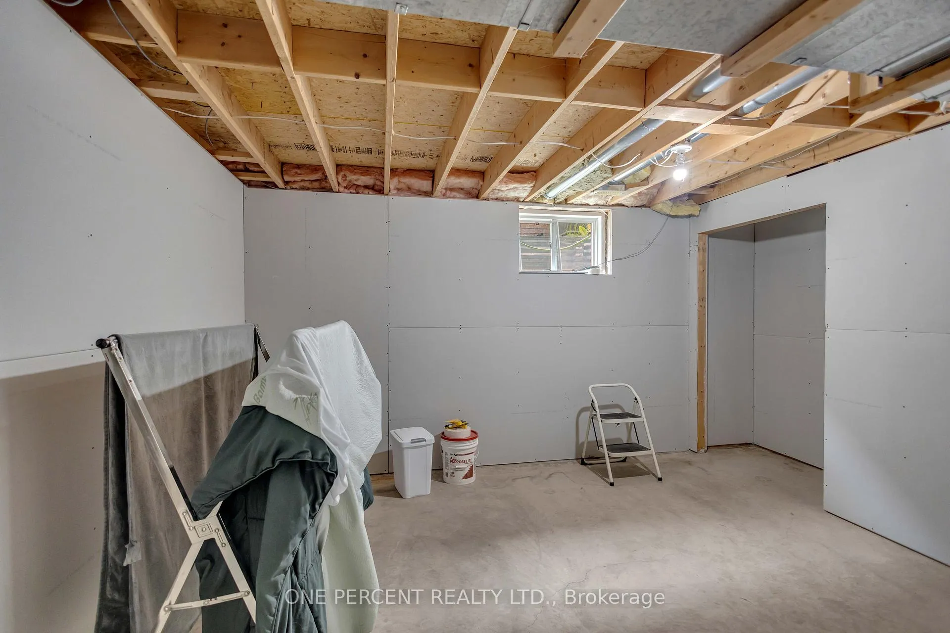 Photo 24 of 66 Hanlon Place, Brant, Paris — HOMEH