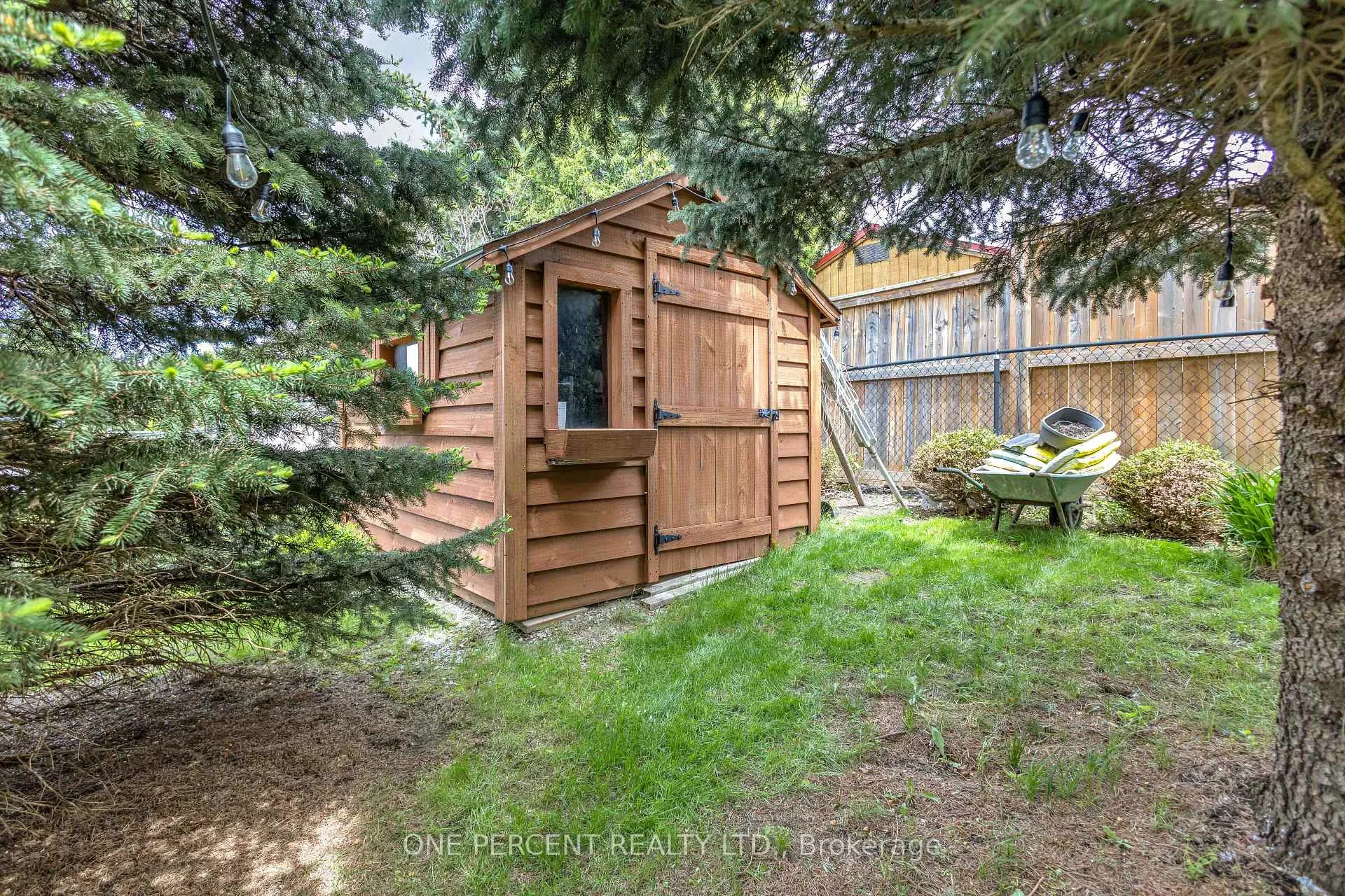 Photo 29 of 66 Hanlon Place, Brant, Paris — HOMEH