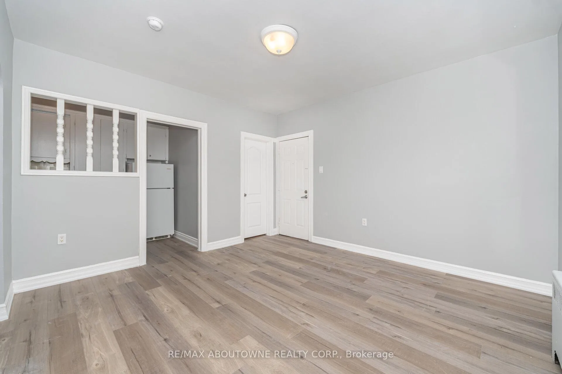 Photo 7 of Unit 3, 486 Holtby Avenue, Burlington, Brant — HOMEH